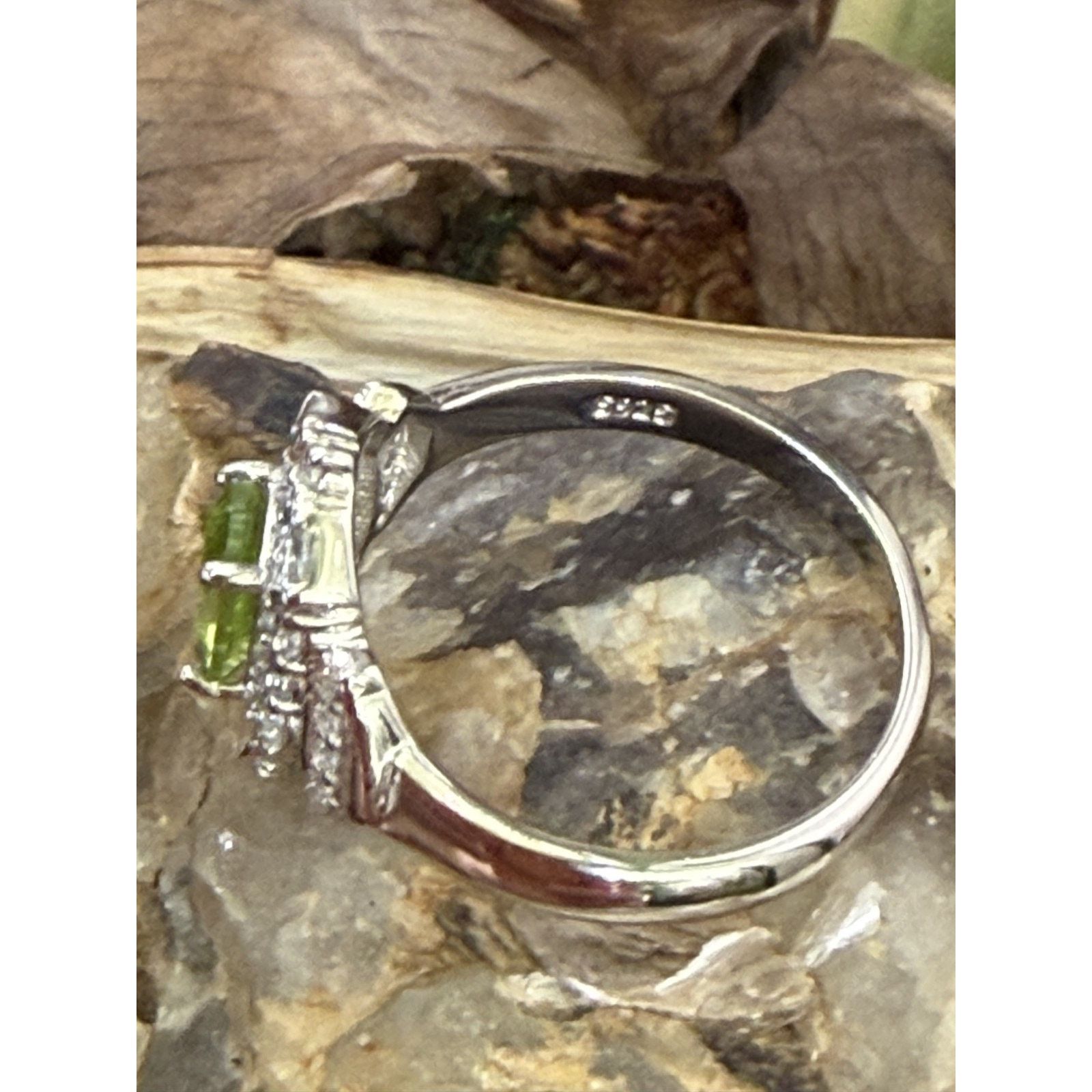Other Vintage Style Cushion Cut Green Peridot & White Topaz/CZ 8 Size ONE SIZE - 4 Thumbnail