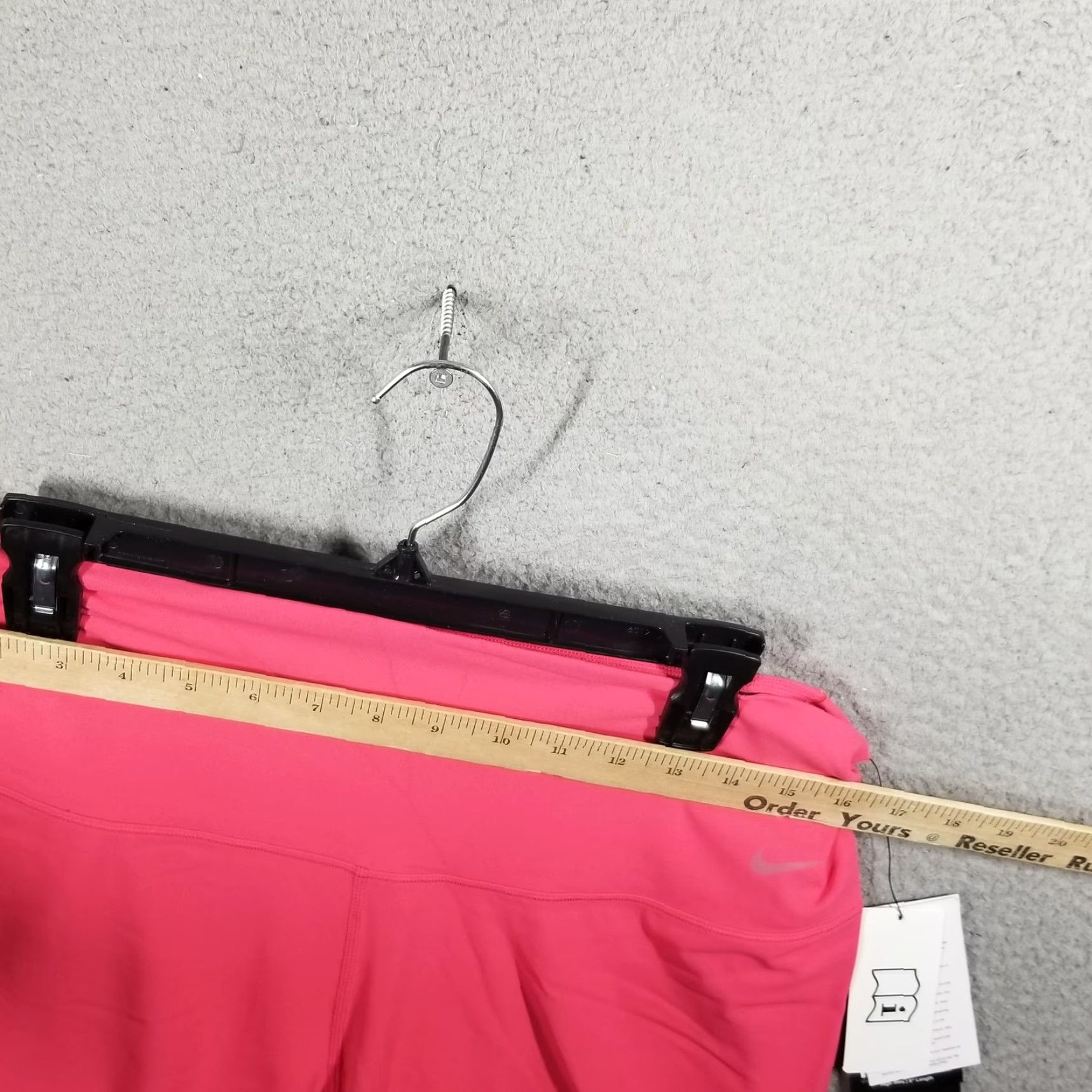 Nike Nike Women’s XL Pink High-Waisted 8" Biker Shorts Activewear Gym Running Training Size 40" / US 18 - 4 Thumbnail