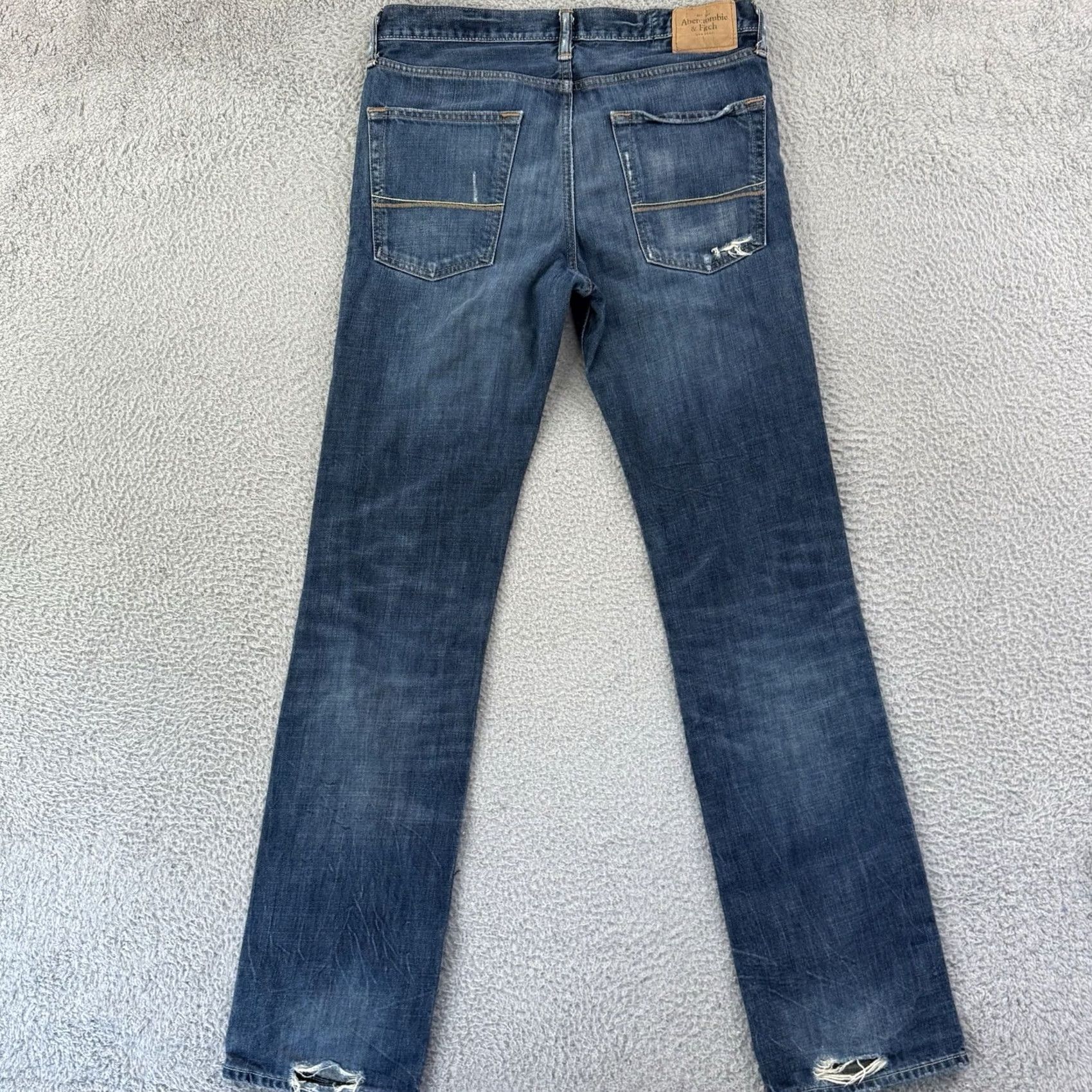 Abercrombie & Fitch Abercrombie & Fitch Jeans Mens 32x34 Blue Straight Distressed 5-Pocket Denim Button Fly Vintage Y2K Distressed Regular Mens Blue Jeans Size US 32 / EU 48 - 6 Thumbnail