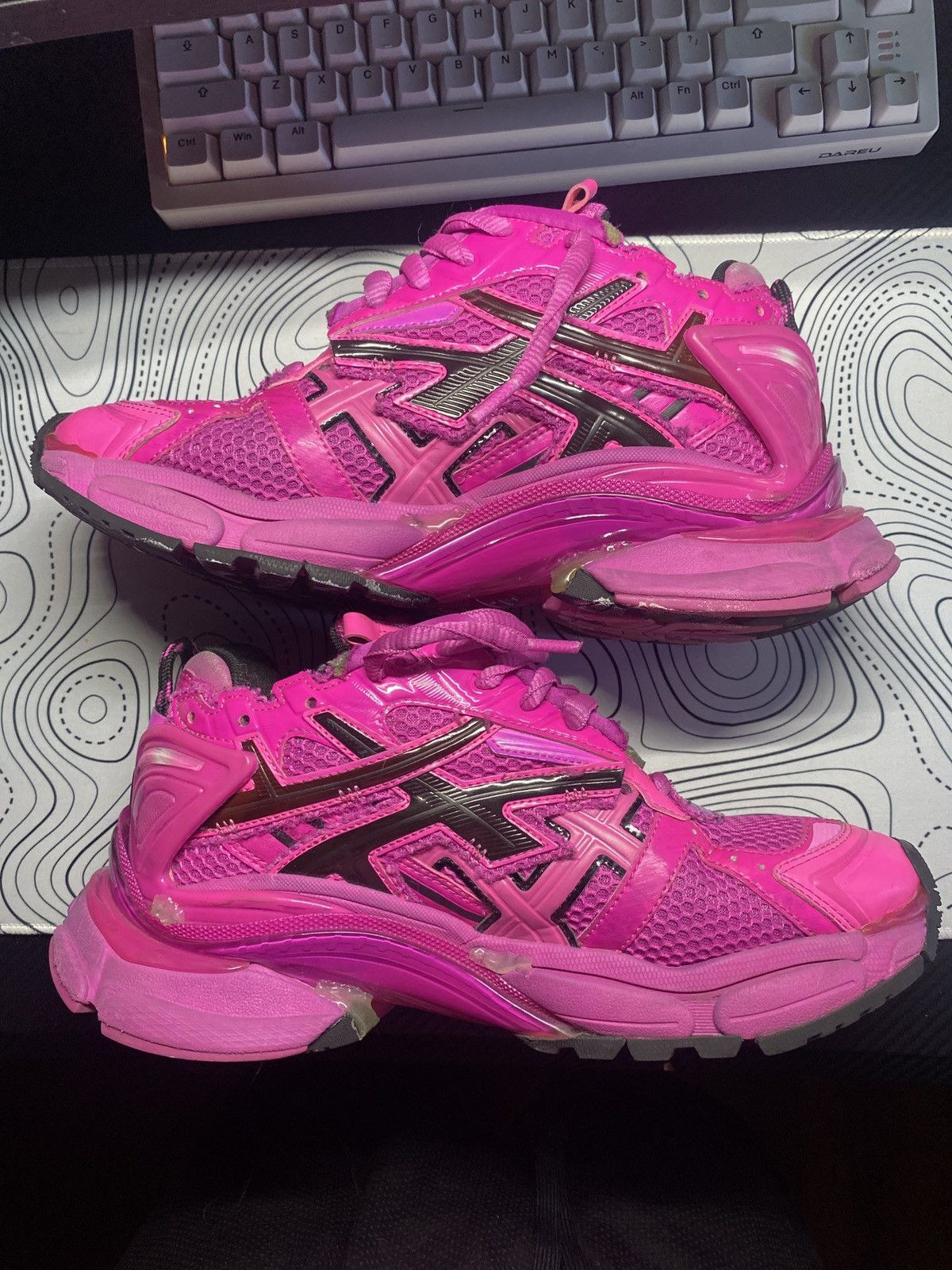 Balenciaga Balenciaga Runner “Dark Pink” Size US 7.5 / EU 40-41 - 1 Thumbnail