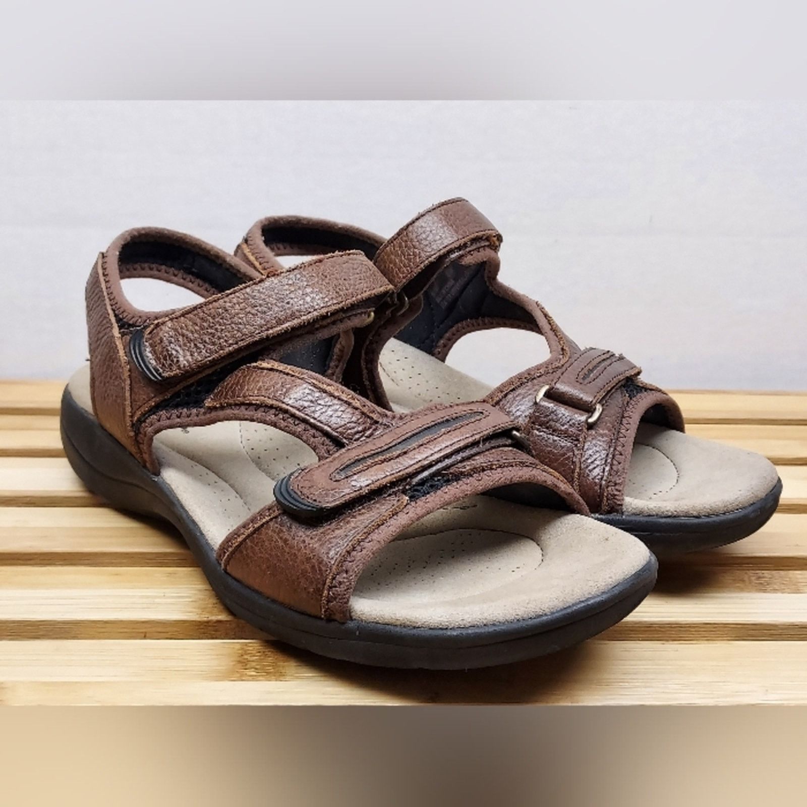 Clarks Clarks Womens Brown Rise Leather Sandals Size 8.5 Size US 8.5 / IT 38.5 - 2 Thumbnail