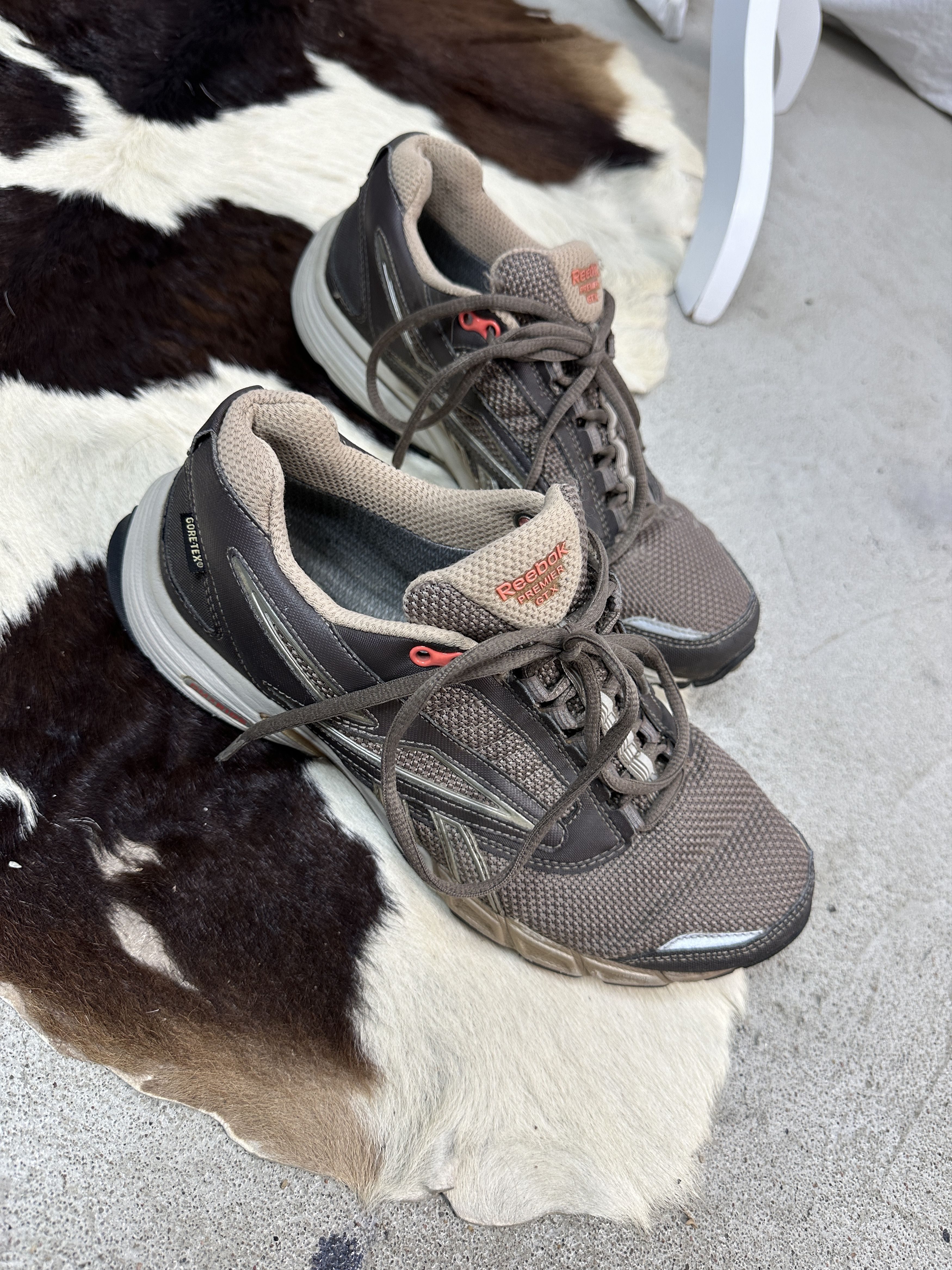 Reebok × Vintage Vintage Sportswear Y2K Active Athletic Reebok Sneakers Size US 7 / EU 40 - 1 Thumbnail