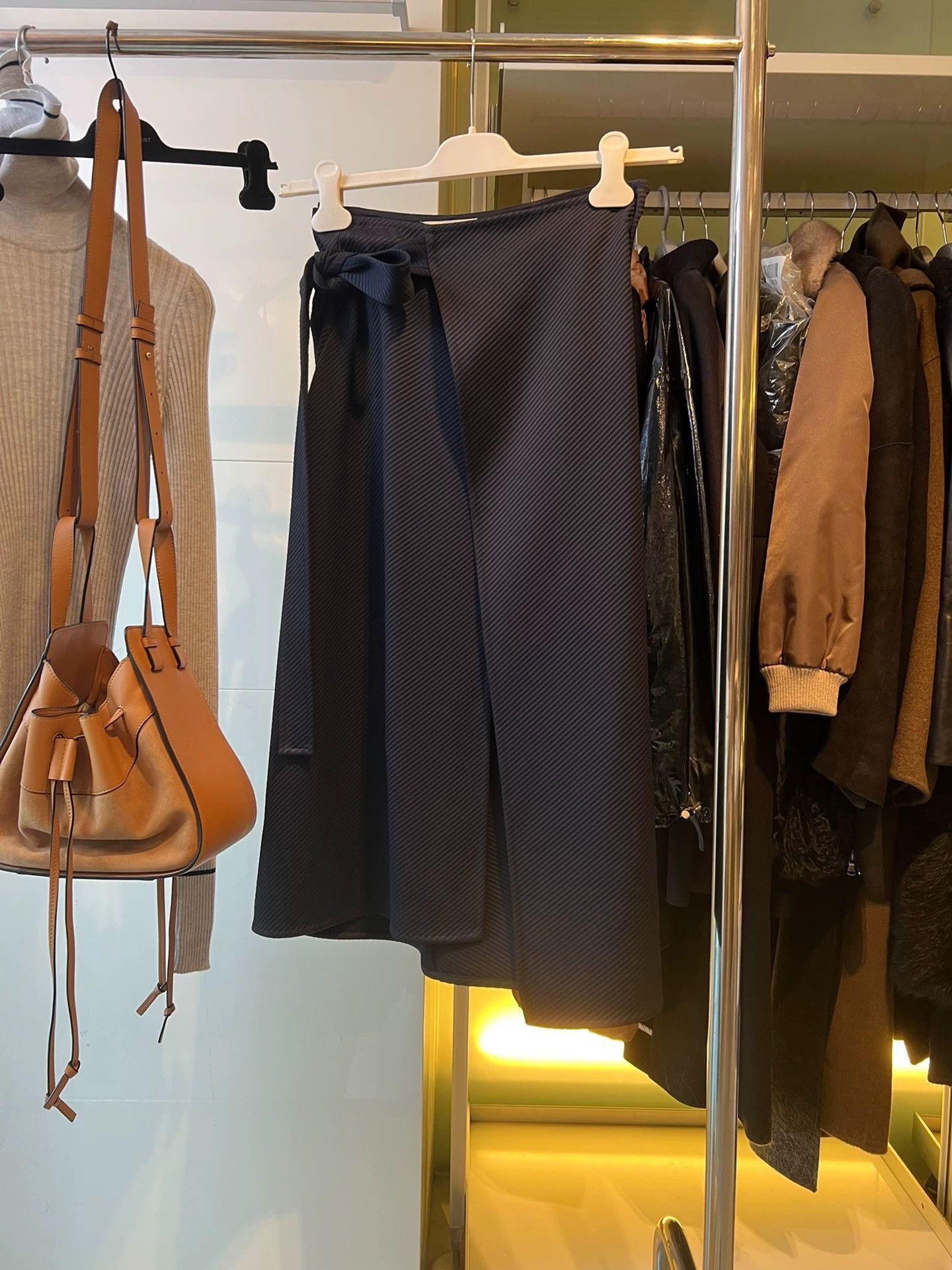 Celine Celine Luxury Twill Texture Skirt 34 (New, HK) Size 24" / US 00 / IT 34 - 3 Thumbnail