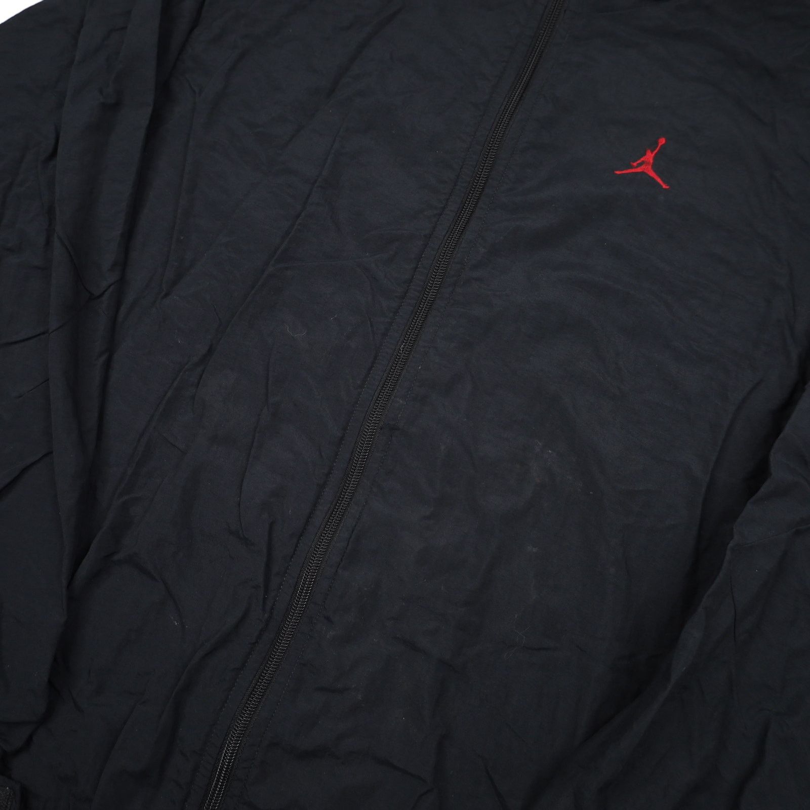 Jordan Brand × Nike × Vintage Vintage Nike Air Jordan Bred Spellout Windbreaker Jacket Size US XL / EU 56 / 4 - 4 Thumbnail