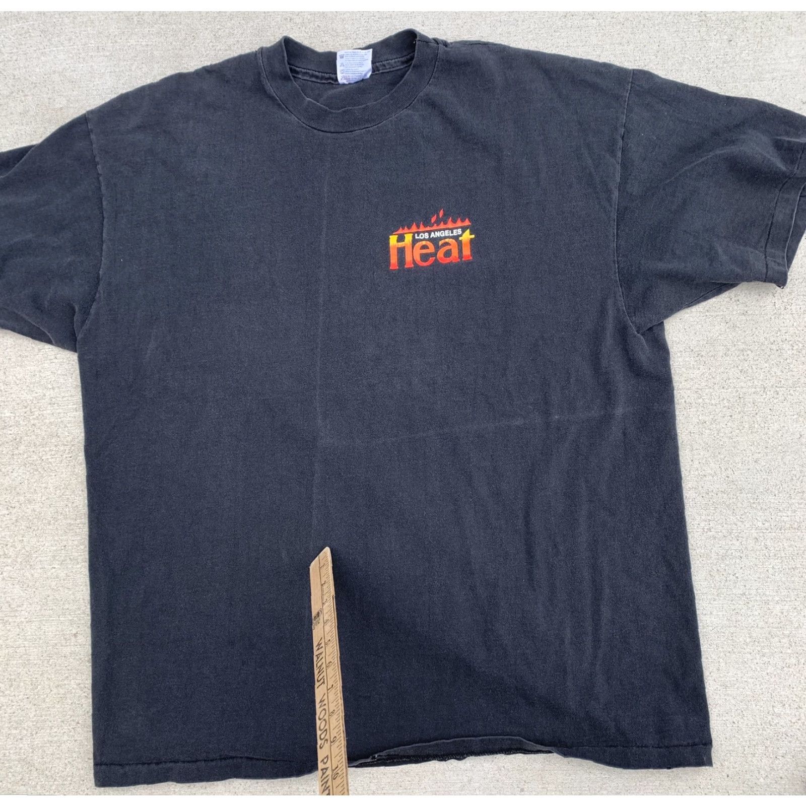 Hanes VINTAGE Hanes Football t-shirt XL Men Black Los Angeles Heat LA Firefighters FOOTBALL | Graphic Tee | Short Sleeve | Cotton Size US XL / EU 56 / 4 - 7 Thumbnail