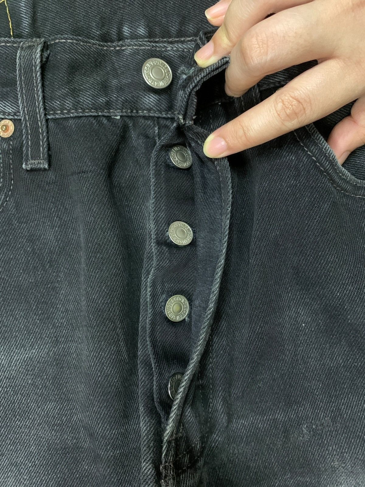 Levi's × Levi's Vintage Clothing Vintage 90s Levis 501 Distressed Black Loose Jeans 29x29 Size US 29 - 3 Thumbnail
