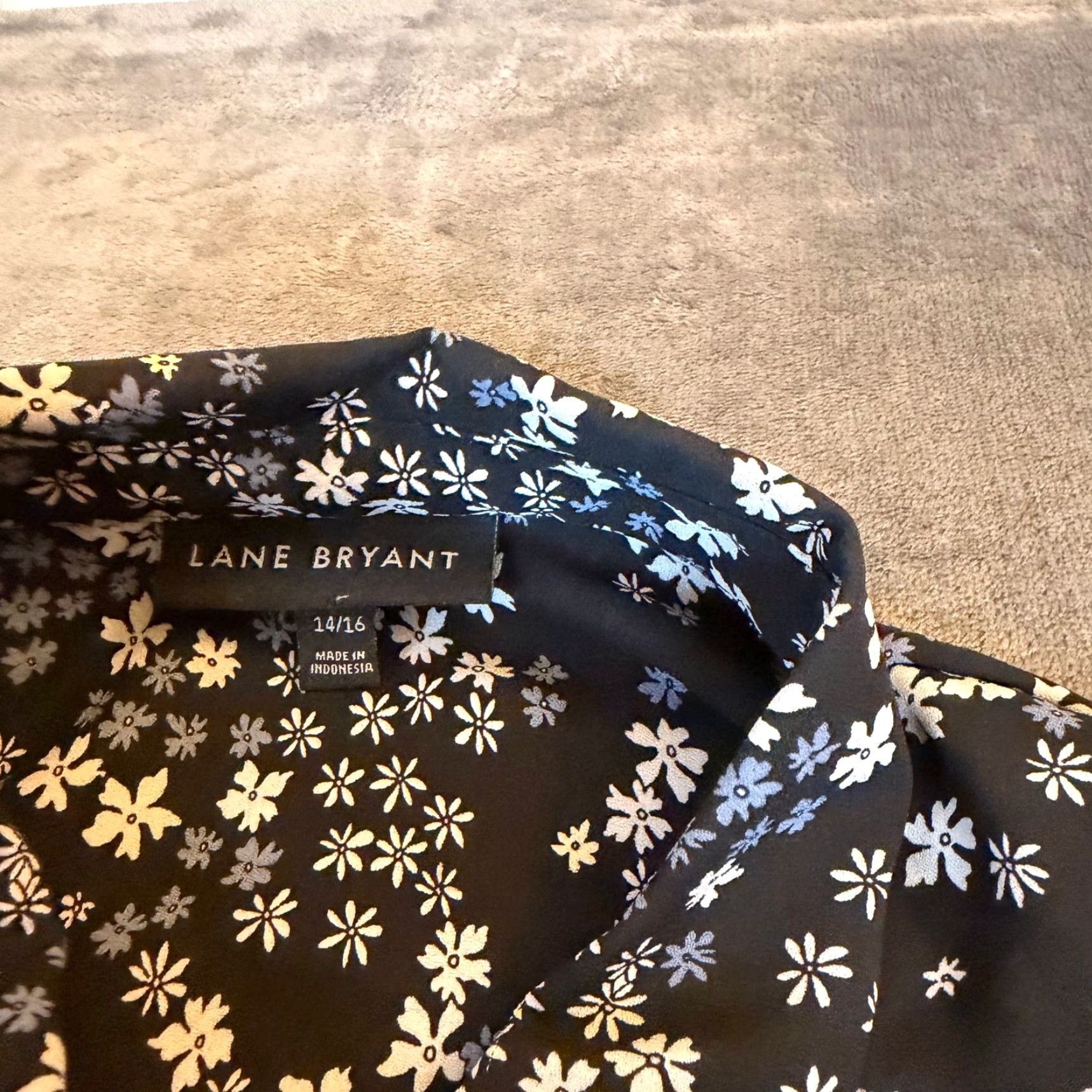 Vintage VINTAGE Lane Bryant Black Floral Ditsy Print Button Down Blouse Womens 14/16 Long Sleeve Size XL / US 12-14 / IT 48-50 - 3 Thumbnail