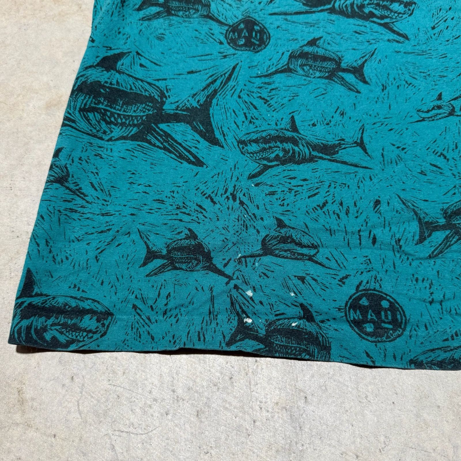Fruit Of The Loom Vintage Maui and Sons Sharkman AOP Tee Mens Large Made USA Size US XL / EU 56 / 4 - 3 Thumbnail