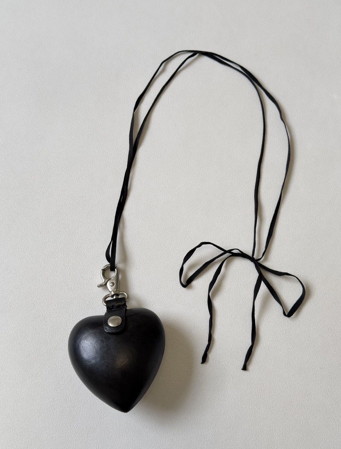 Ann Demeulemeester Black Leather Heart Shaped Locket Necklace Size ONE SIZE - 7 Thumbnail