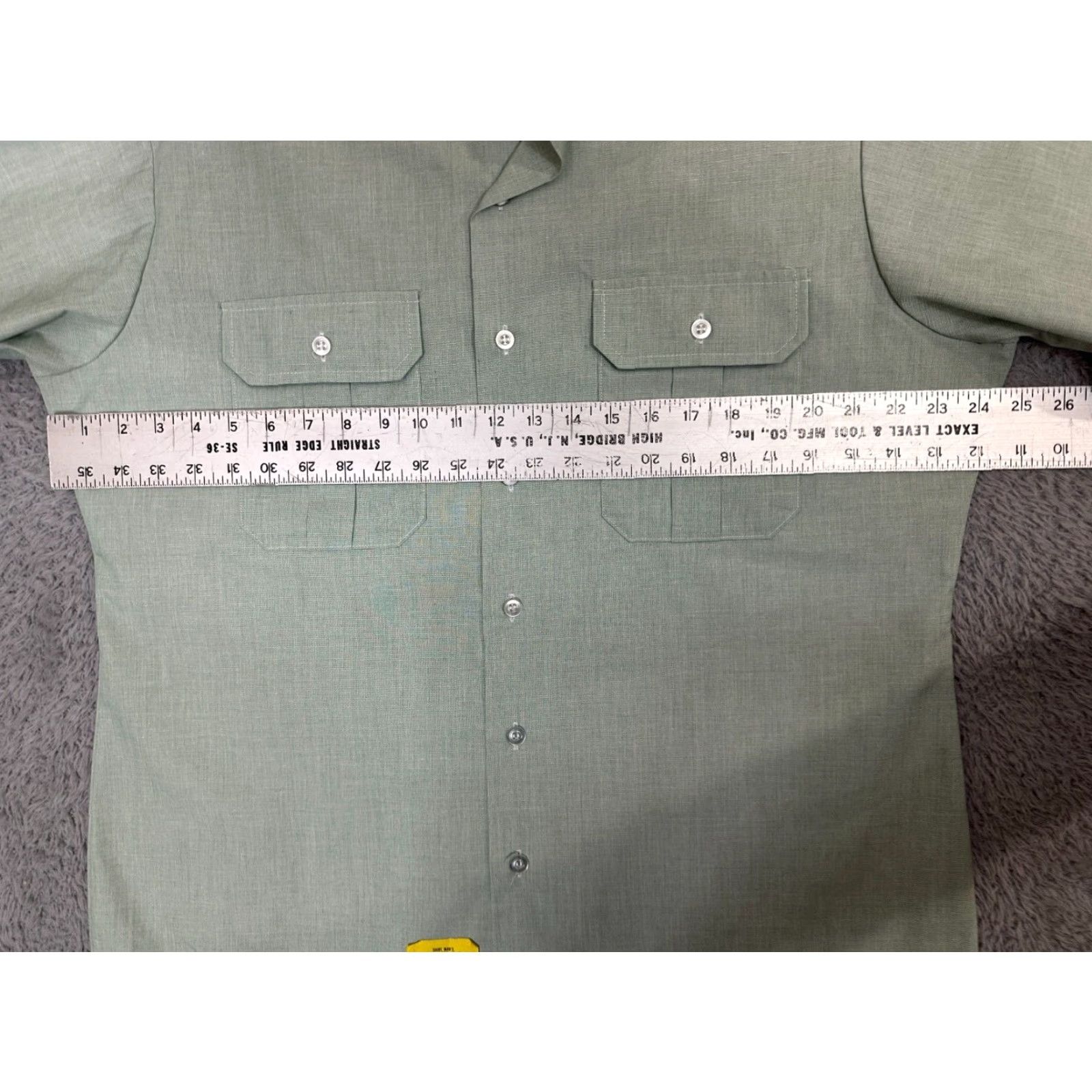 Vintage DSCP Mens Shirt Button-Up Military Green 16.5 Short Sleeve Mens Regular Cotton Blend Knit Front Pockets Size 46R - 6 Thumbnail