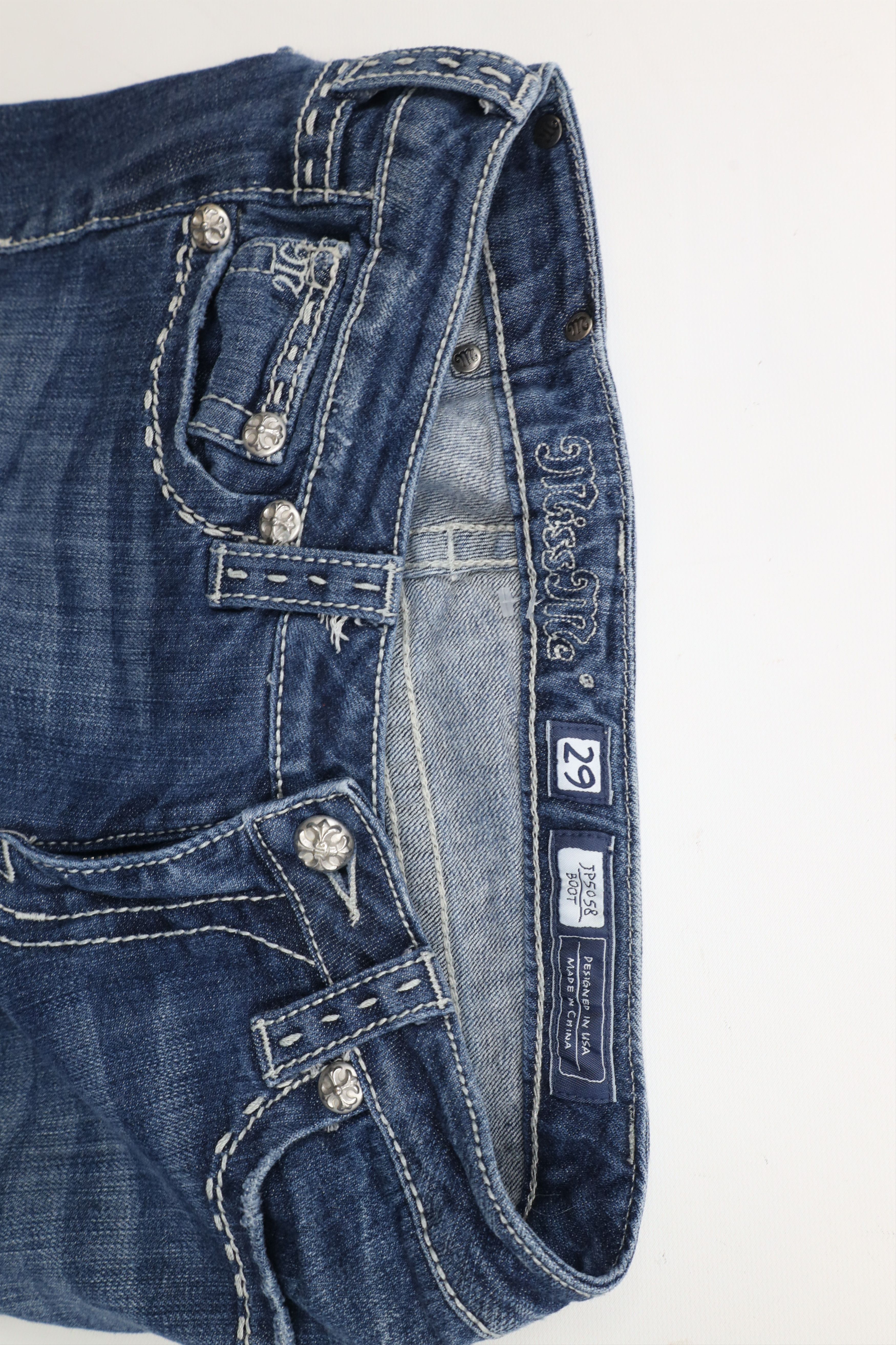 Miss Me × Vintage Miss Me Stitch Fleur de Lis Flared Bootcut Denim Jeans Blue Size 29" - 7 Thumbnail