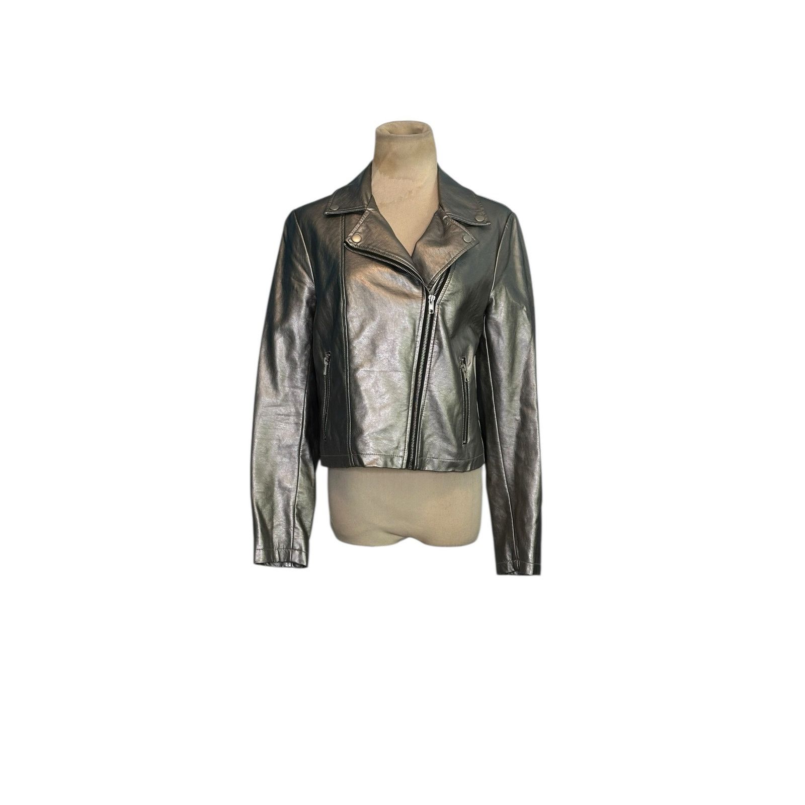 Forever 21 Forever 21 silver vegan leather moto jacket size Medium Size M / US 6-8 / IT 42-44 - 11 Thumbnail