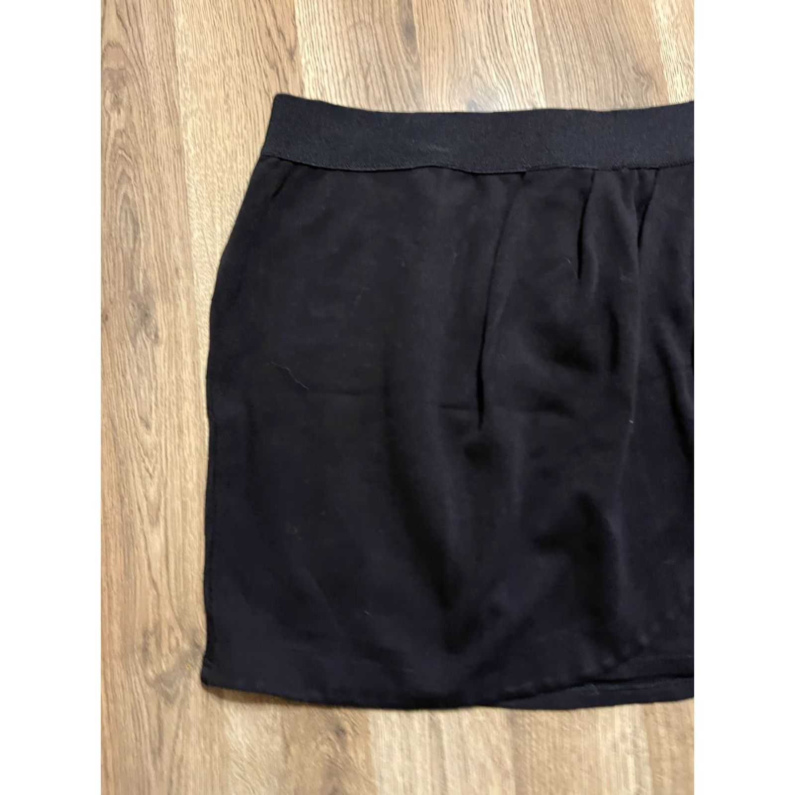 Alfani Alfani Skirt Women's Plus 1X Black Mini Back Zip Up Casual 1X Skirt Womens Black Mini 90s? Size 40" / US 18 - 3 Thumbnail