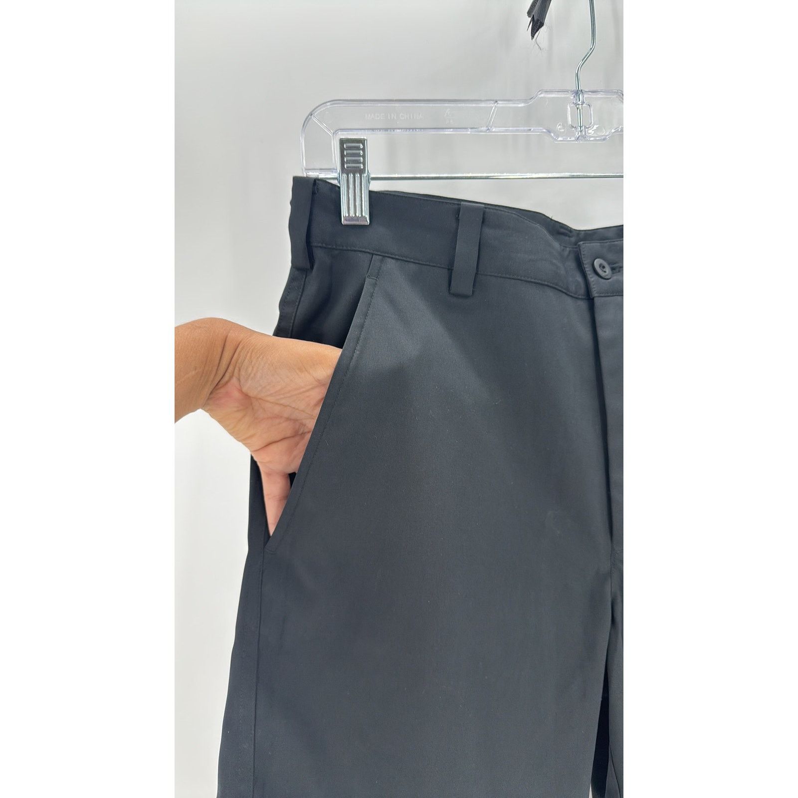 Nike Nike Golf Dri Fit standard fit size 28 or S black summer Size US 28 / EU 44 - 4 Thumbnail