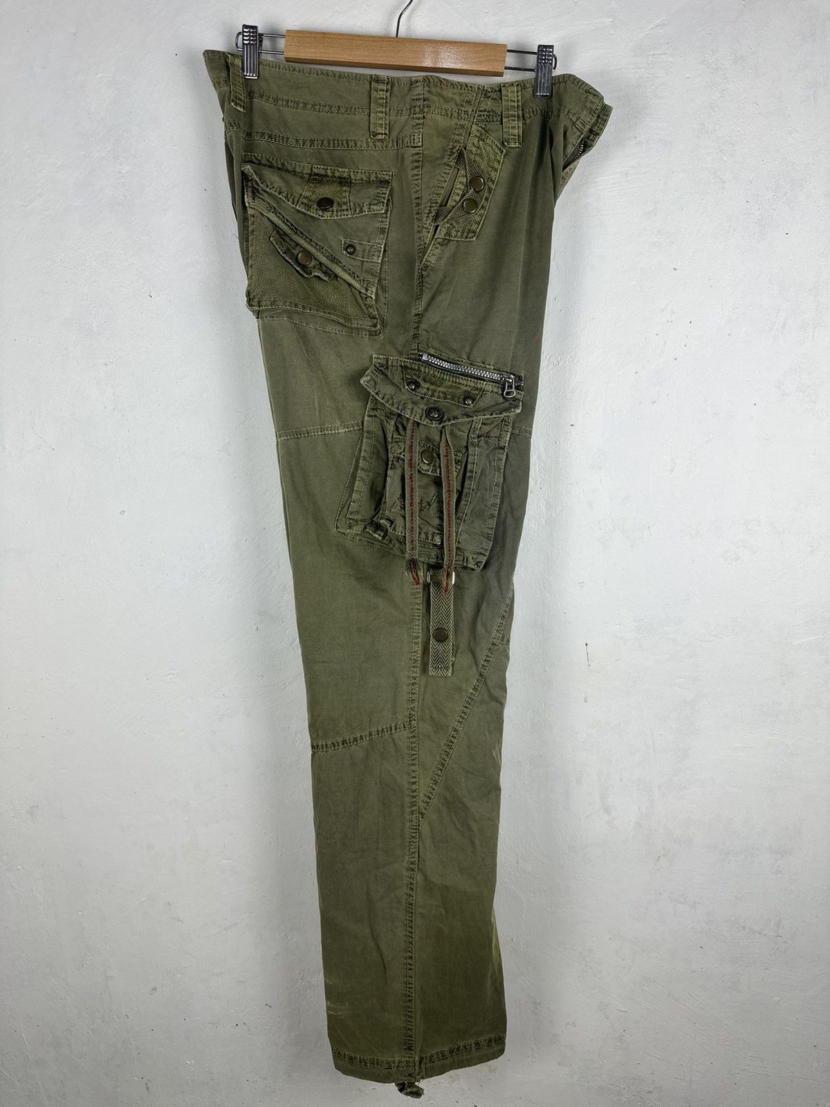Japanese Brand CARGO PANTS SEDITIONARIES MULITPOCKET STREETWEAR STYLE Size US 33 - 19 Thumbnail