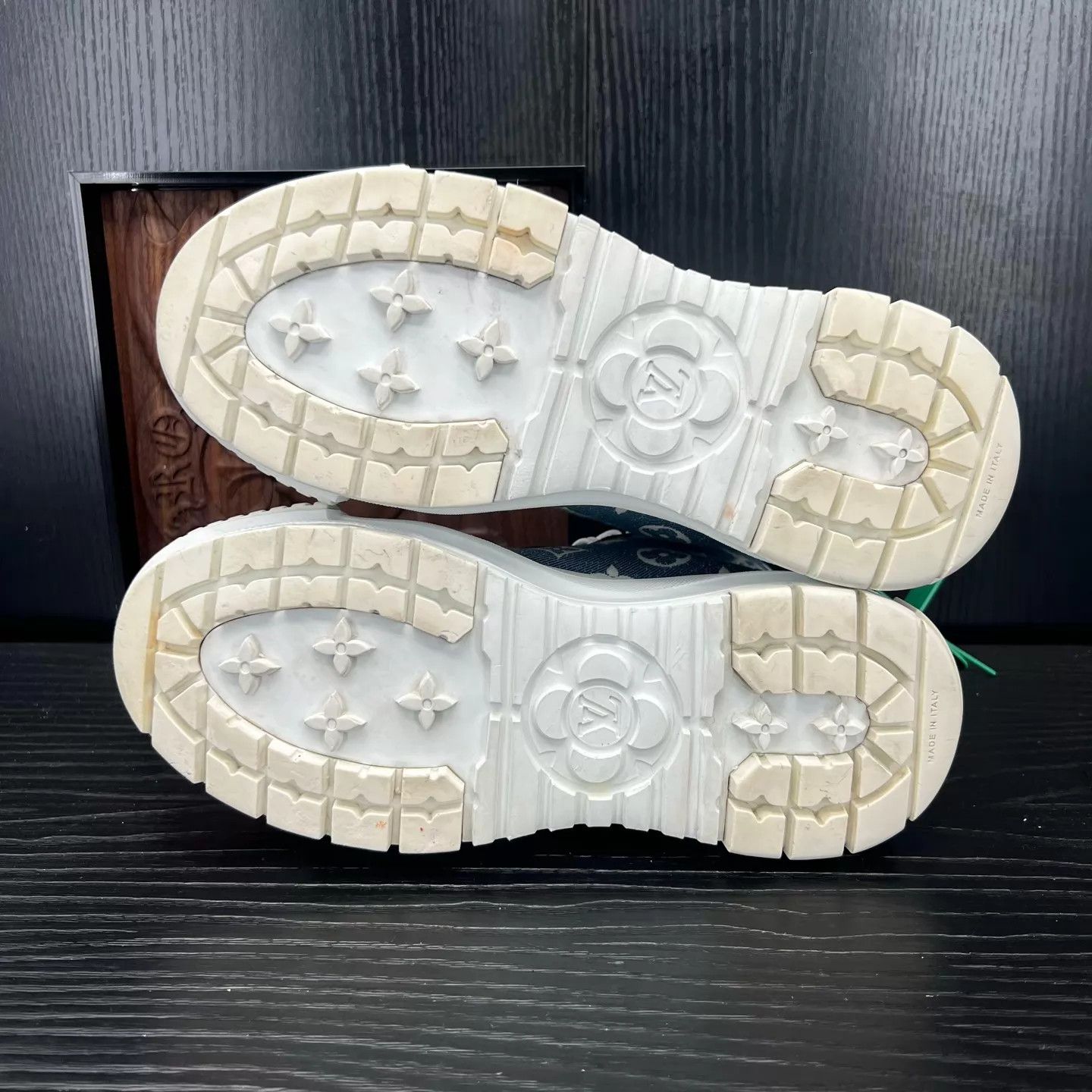Louis Vuitton LV Squad White Blue Denim 36 Mint Size US 5.5 / IT 35.5 - 5 Thumbnail
