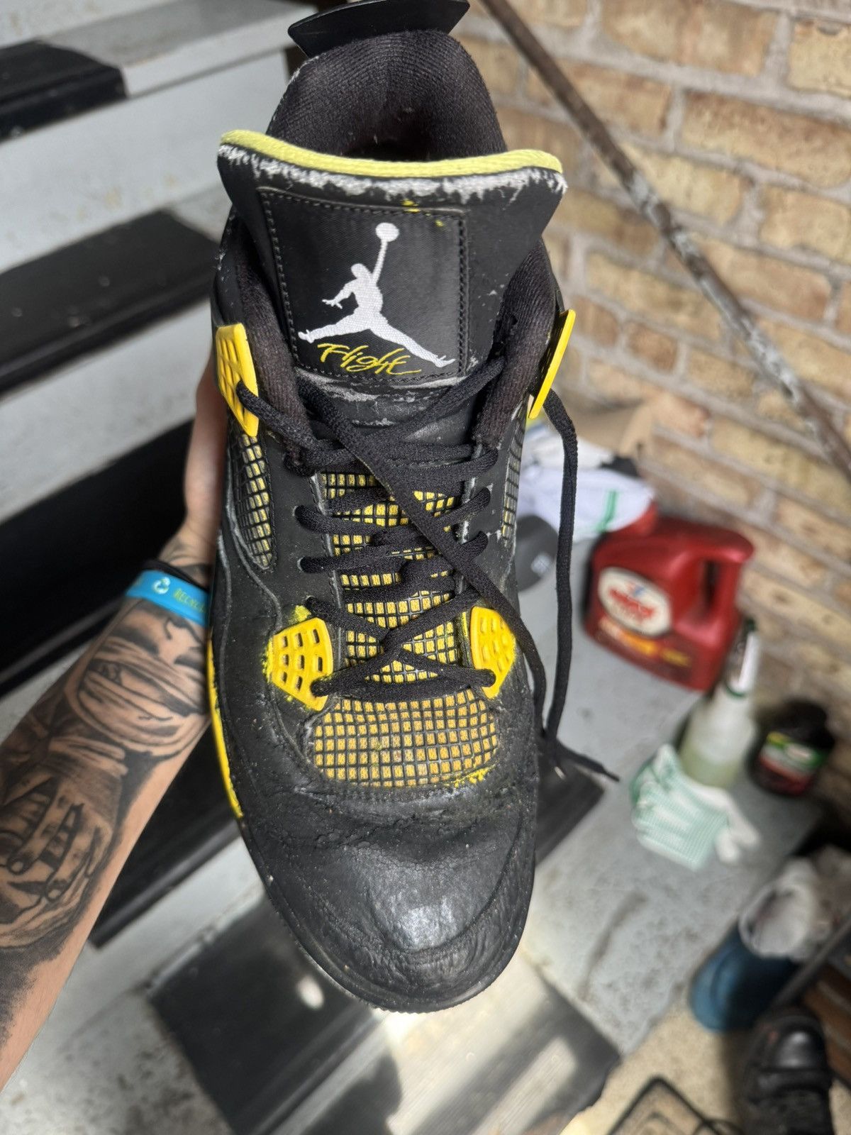 Jordan Brand 2012 thunder yellow Size US 12 / EU 45 - 2 Thumbnail
