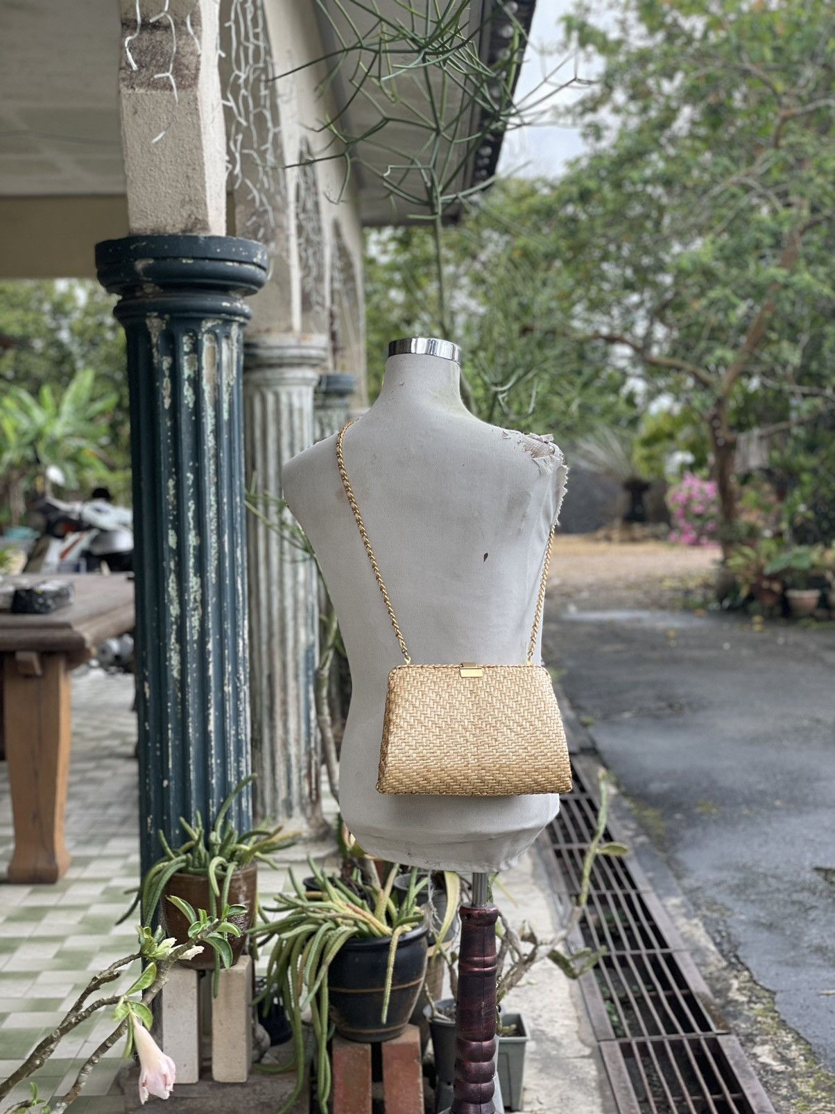 Vintage Rattan Woven Chain Shoulder/Crossbody Bag Size ONE SIZE - 4 Thumbnail