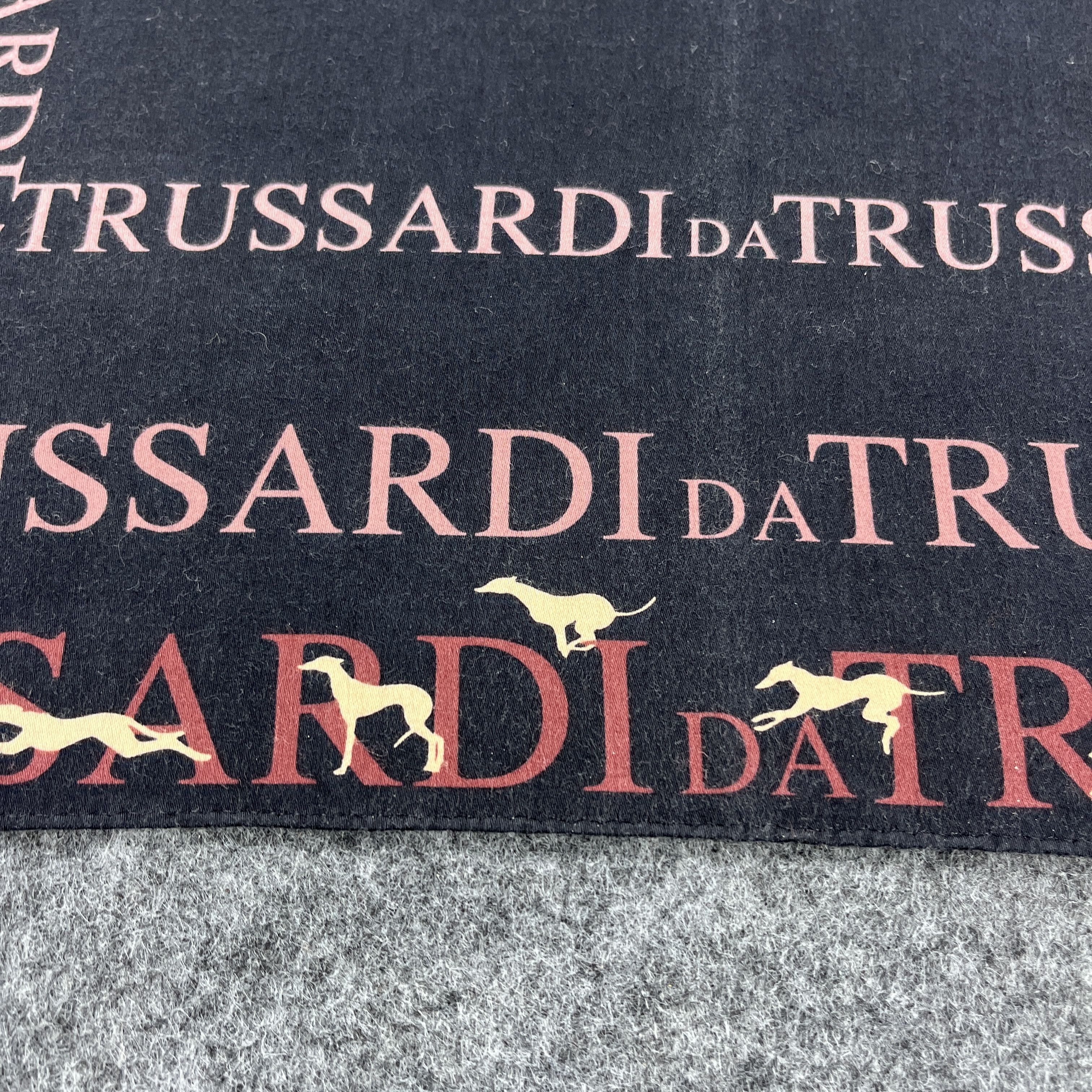 Trussardi × Vintage Trussardi Handkerchief / Bandana / Neckerchief B842 Size ONE SIZE - 4 Thumbnail