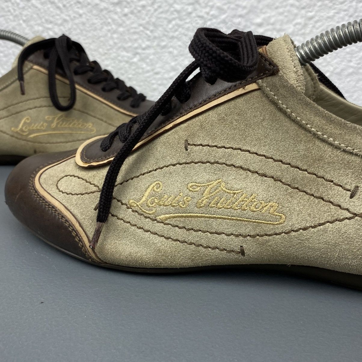 Louis Vuitton Leather Low Trainer Sneakers Size US 7.5 / EU 40-41 - 2 Thumbnail