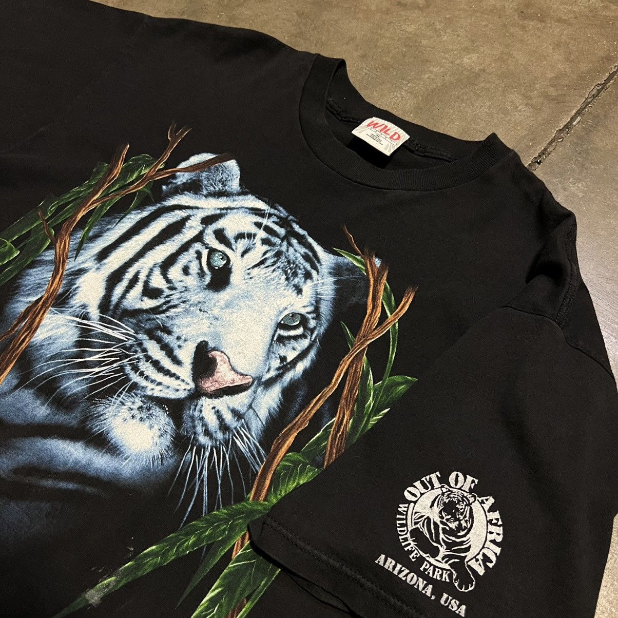 Vintage Vintage 90s White Tiger Wildlife Graphic Tee Nature Wild USA Size US XL / EU 56 / 4 - 6 Thumbnail