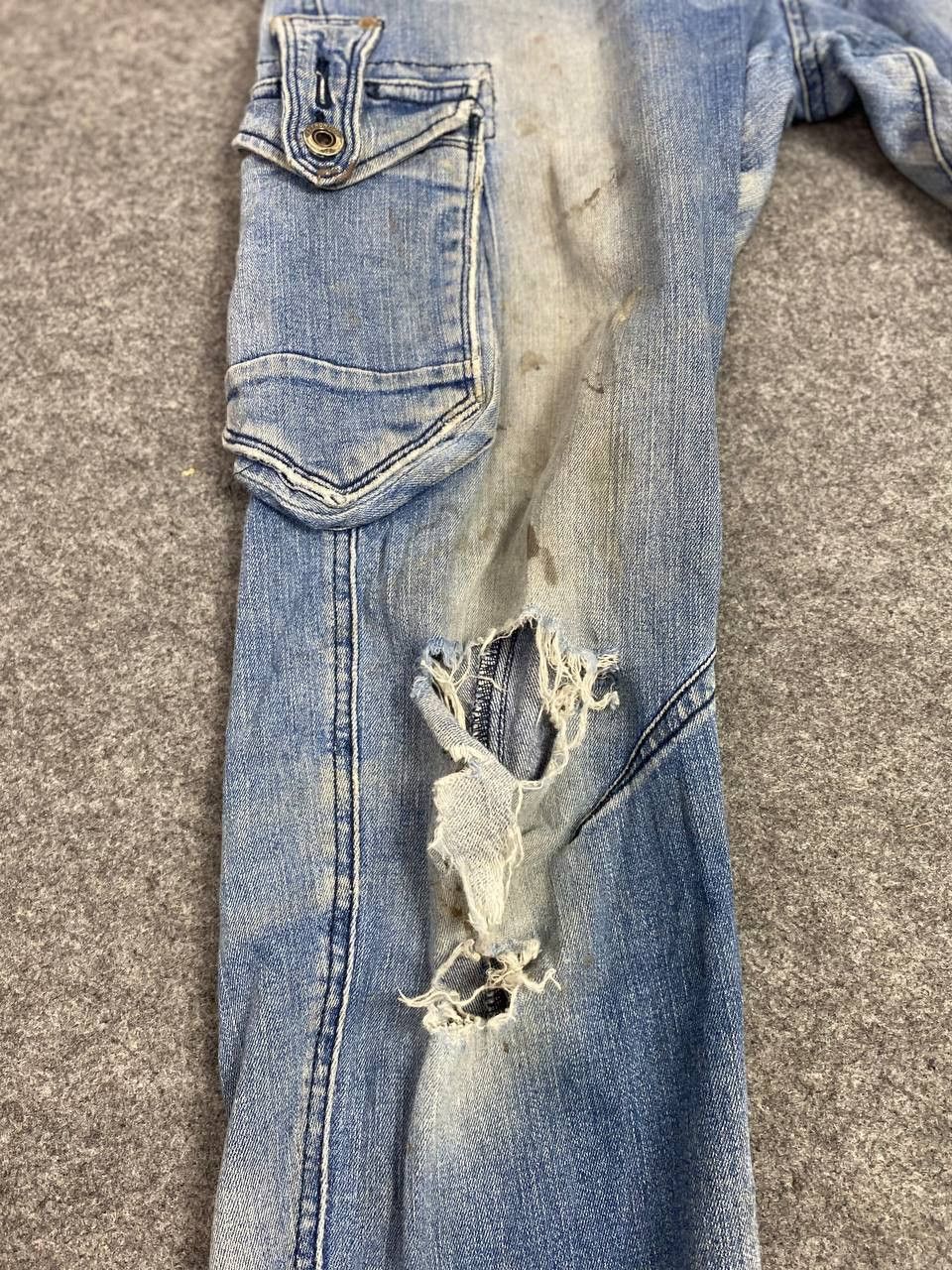 Japanese Brand japanese brand cargo distressed denim Size US 35 - 5 Thumbnail