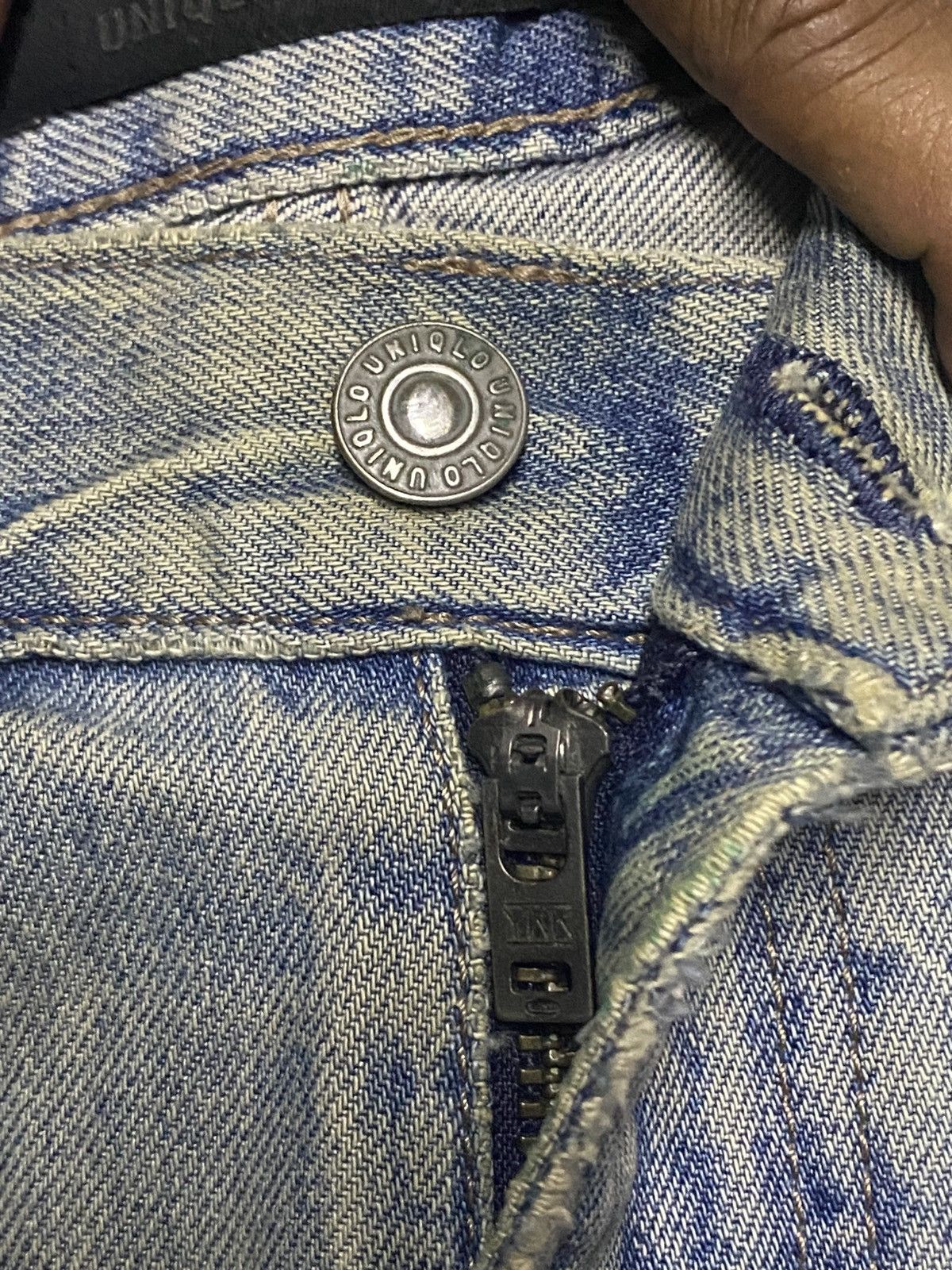 Uniqlo Vintage Japanese Uniqlo Grunge Distressed Tappered Leg Jeans Size US 34 / EU 50 - 13 Thumbnail