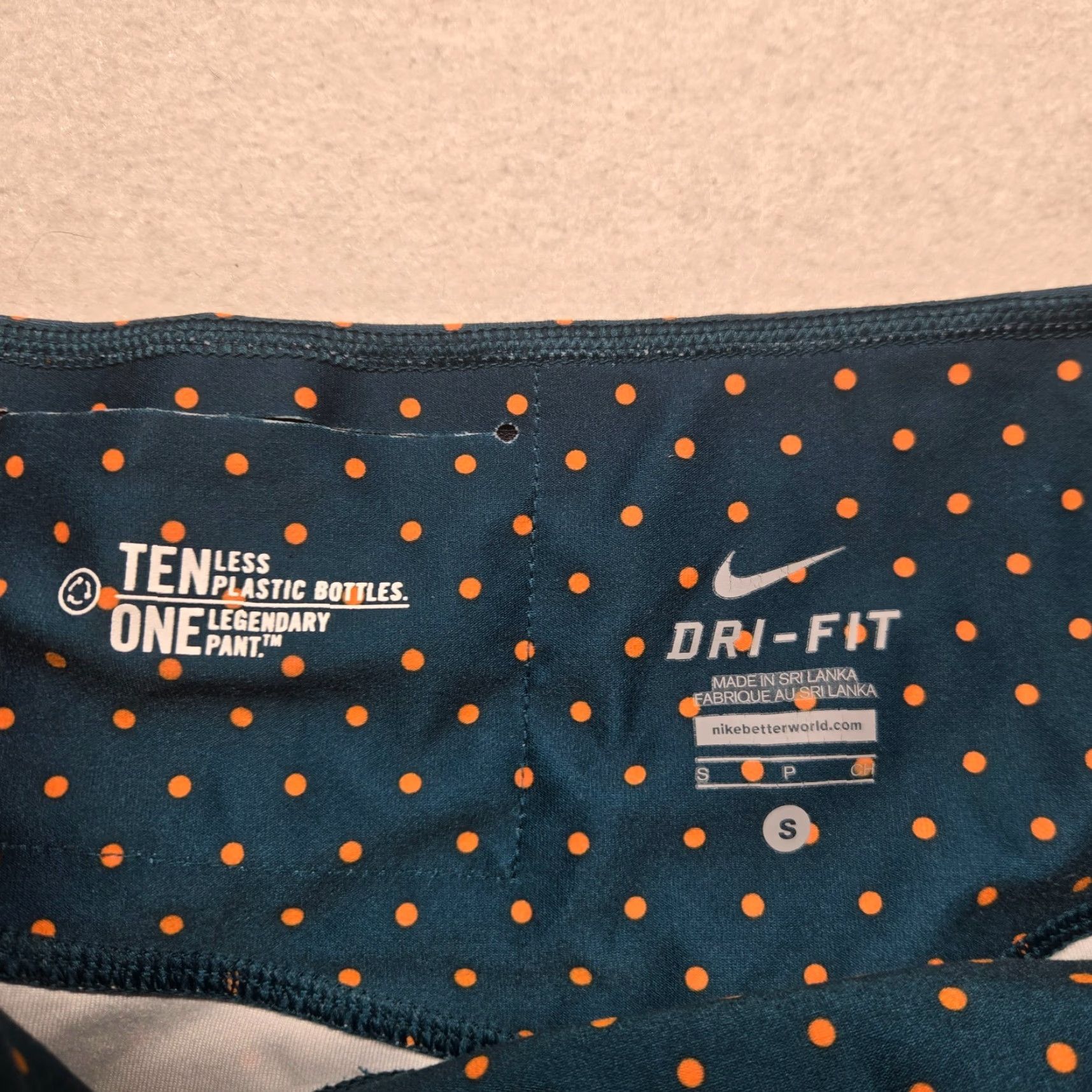 Nike Nike Dri-Fit Capri Leggings Women Small Blue Adult Pants Sports Capri Nike Logo Size 28" / US 6 / IT 42 - 2 Thumbnail