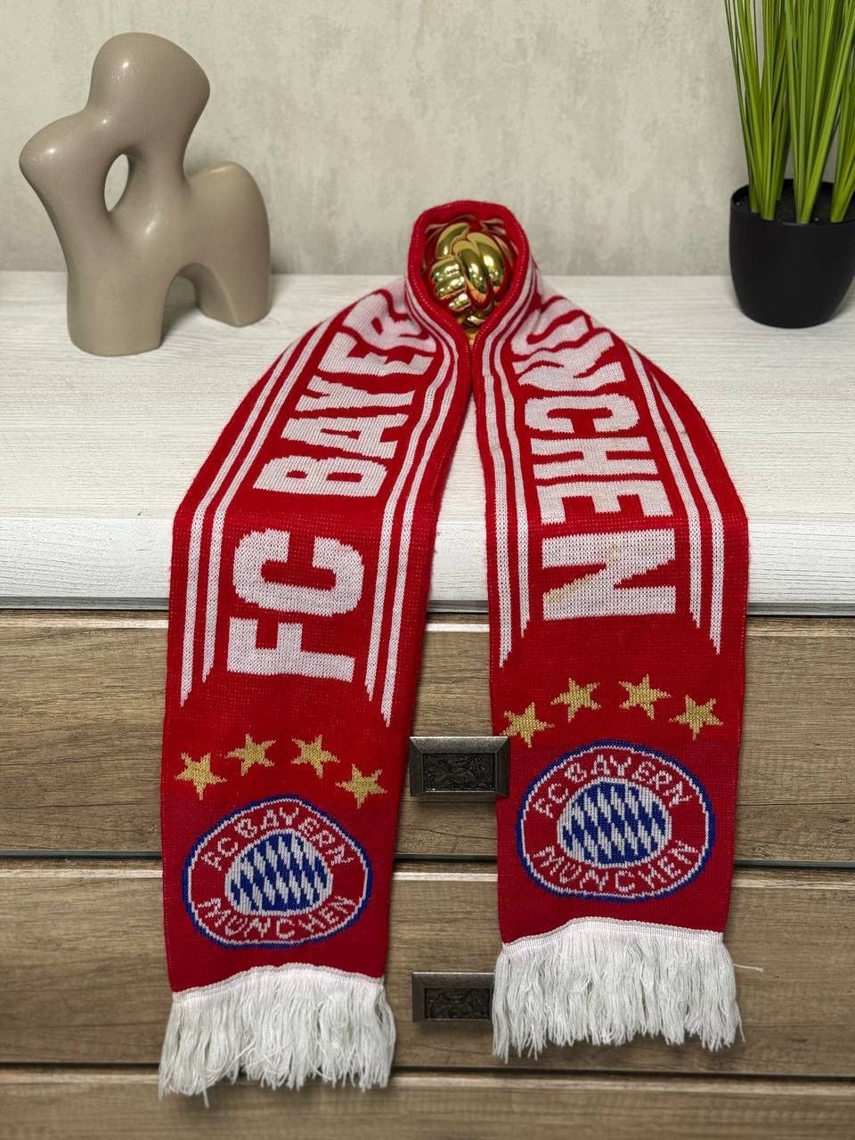 Issey Miyake VTG Scarf FC Bayern Munchen Football Fun Ultrass Hype Trend Size ONE SIZE - 1 Thumbnail