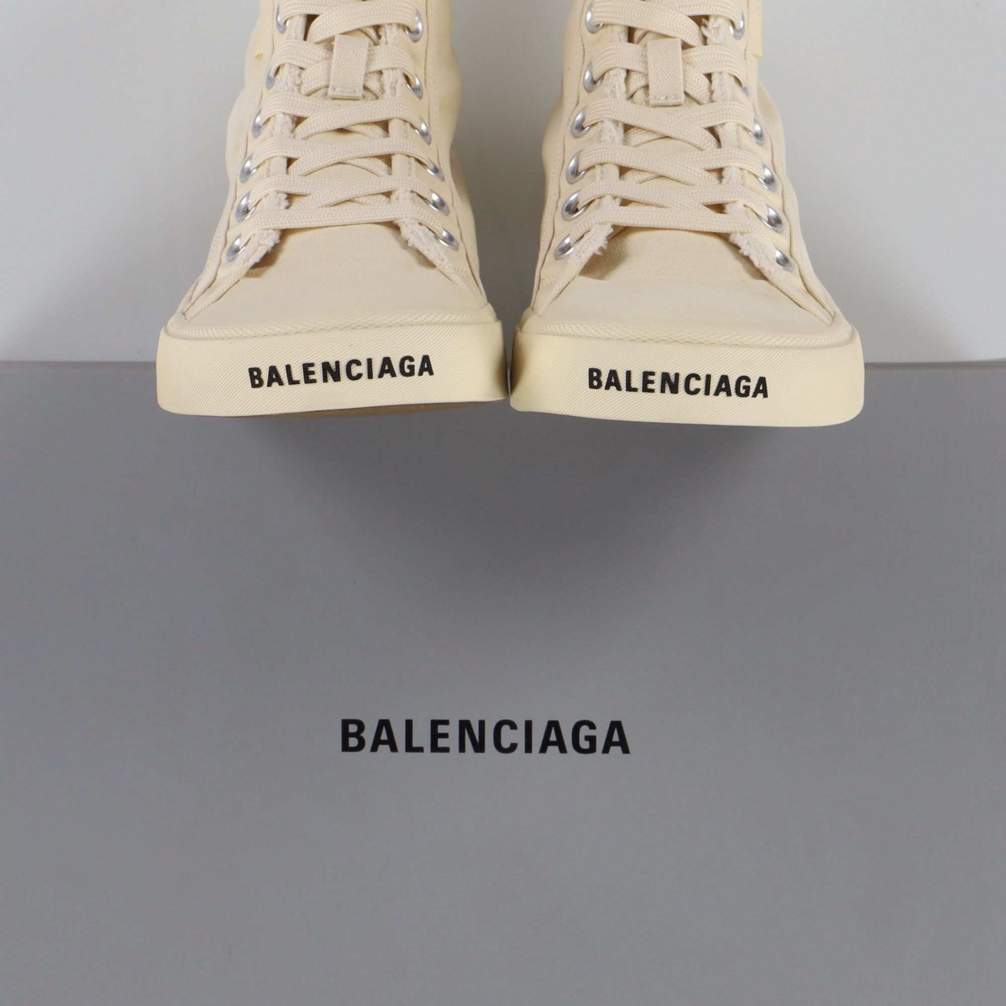 Balenciaga White Paris Distressed Logo Hi-Top Trainers Size US 10 / EU 43 - 7 Thumbnail