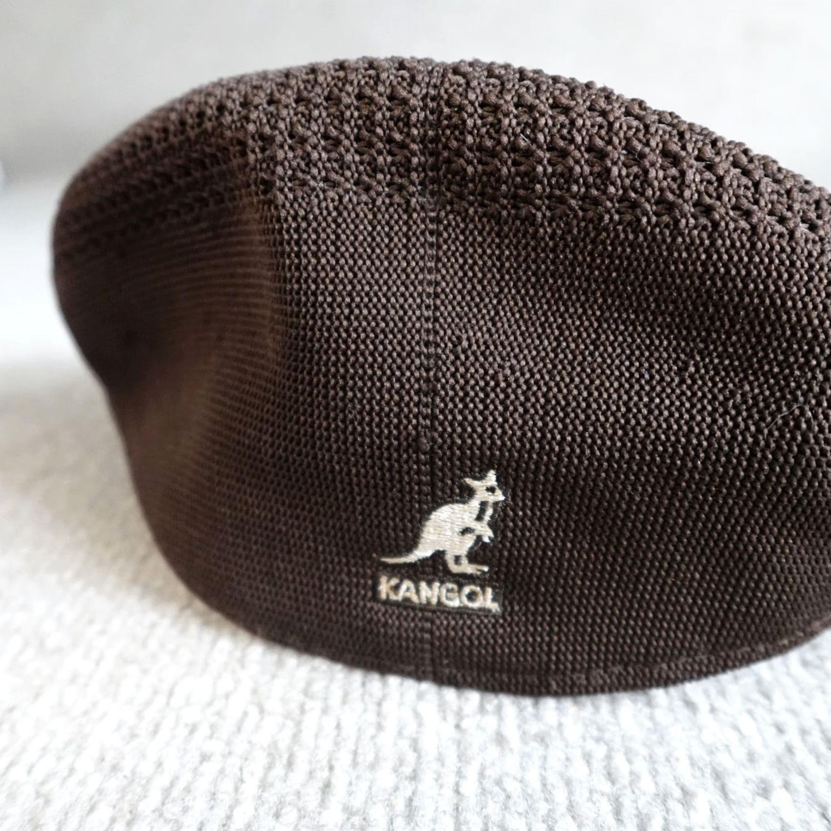 Kangol VINTAGE Kangol Hat Lot Medium Brown Blue Newsboy Tropic 504 Ventair KnIT Newsboy Cap Men M Blue Kangol Hat Lot Size ONE SIZE - 7 Thumbnail
