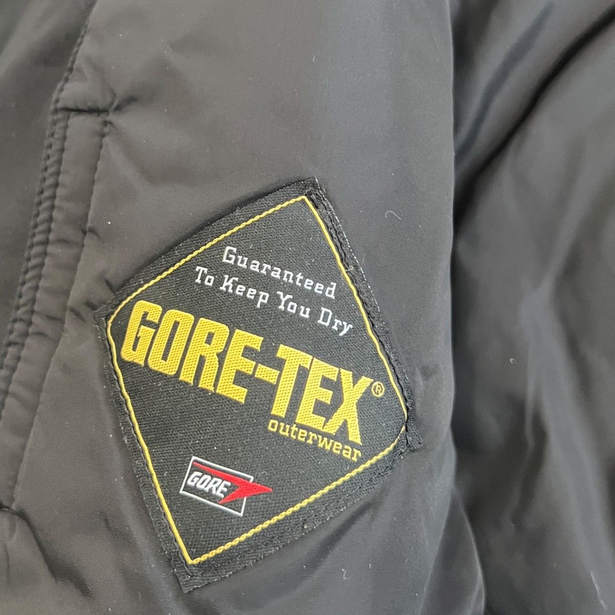 Prada PRADA GORE-TEX Nylon Padded Hooded Jacket 46 Size US M / EU 48-50 / 2 - 10 Thumbnail