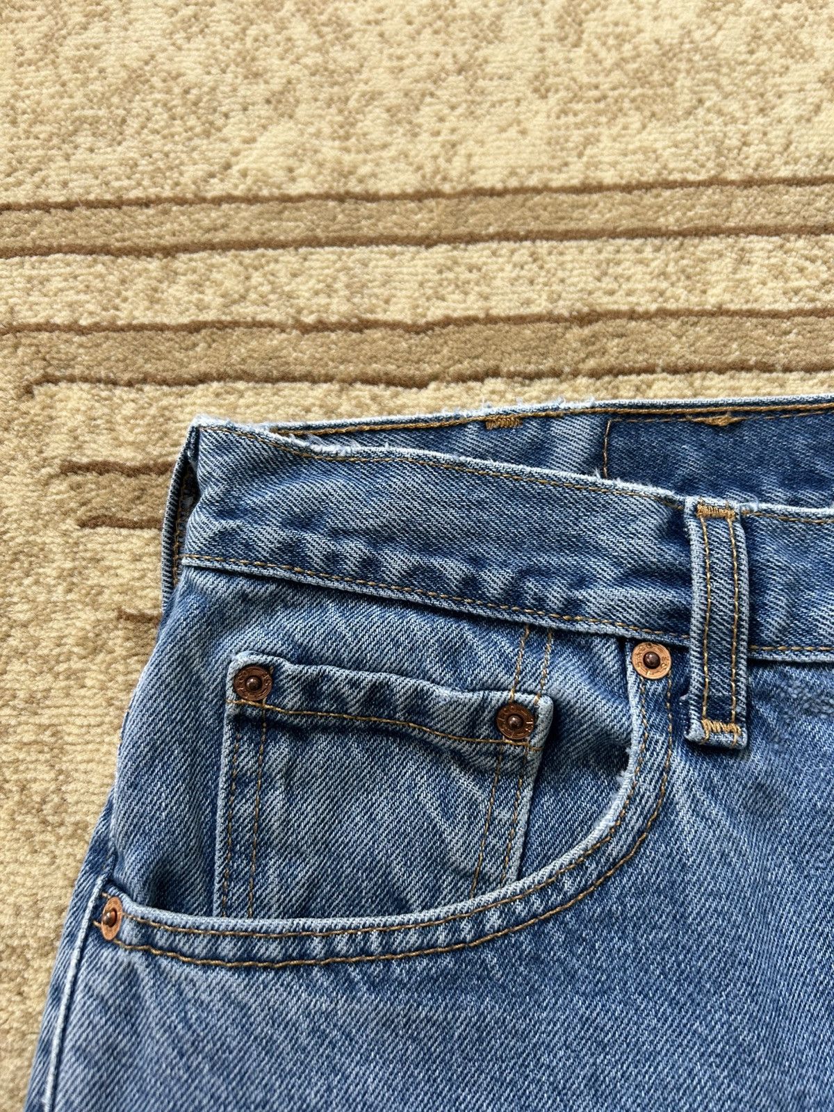 Levi's Vintage 90s Levis 550 Faded Light Wash Jeans Size US 34 / EU 50 - 10 Thumbnail