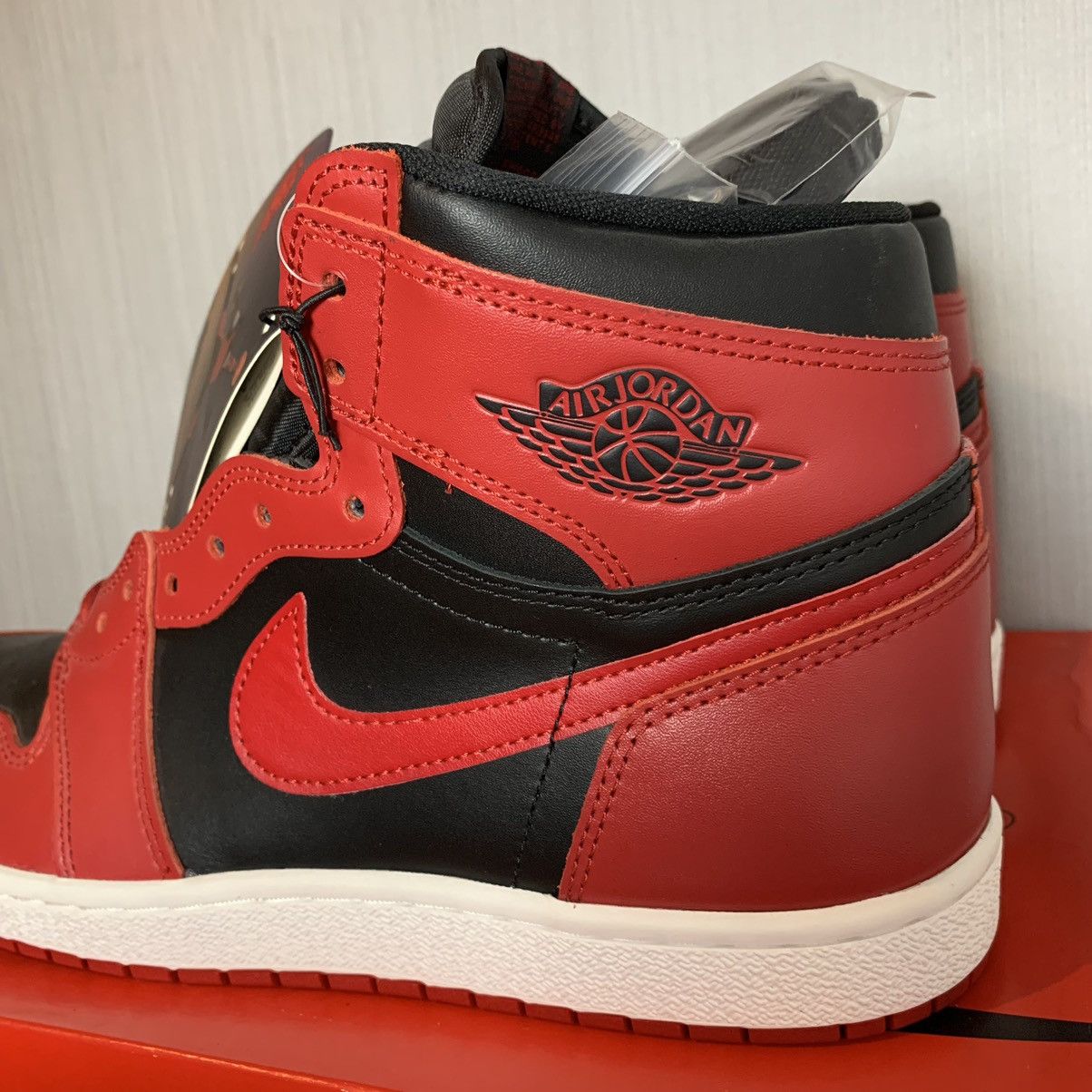 Jordan Brand Jordan 1 Retro High 85 Varsity Red Size US 11 / EU 44 - 6 Thumbnail