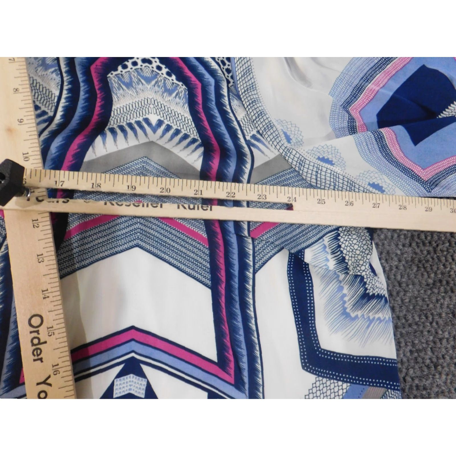 Vintage **Alfred Dunner Women's Blue Geometric Long Sleeve Lined Button-Up Top** User: Alfred Dunner Women's Blue Geometric Long Sleeve Lined Button-Up Top Size 4XL / US 24-26 - 6 Thumbnail