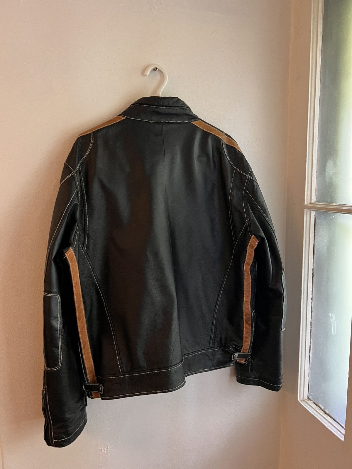 Other Vintage leather motorcycle jacket Size US M / EU 48-50 / 2 - 5 Thumbnail