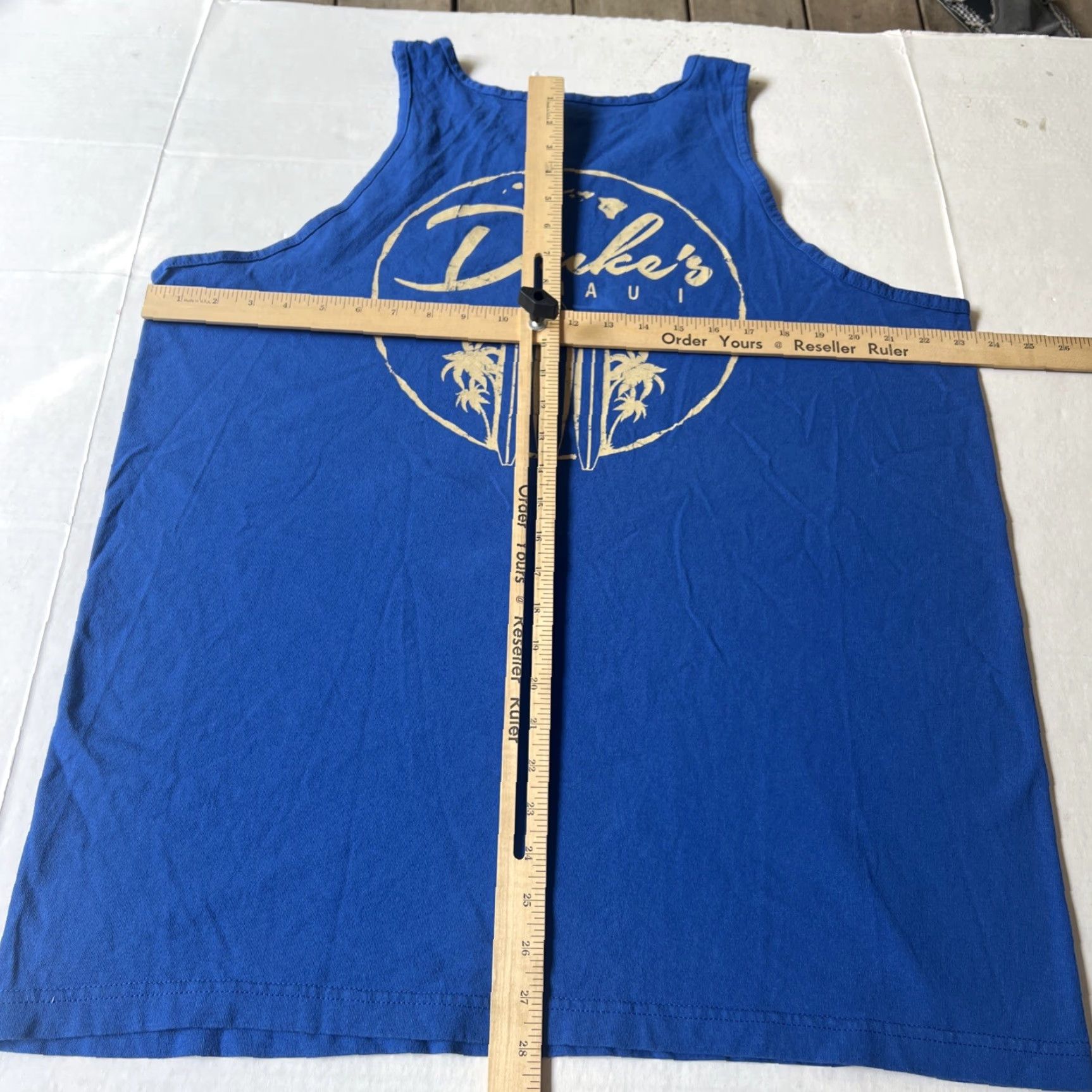 Vintage Duke Kahanamoku Duke’s Maui Hawaii Surfboards Tank Top Shirt XL Blue Vintage Alstyle Tee Shirt Sleeveless Graphic Print Beach Marine Surfer Man Size US XL / EU 56 / 4 - 7 Thumbnail
