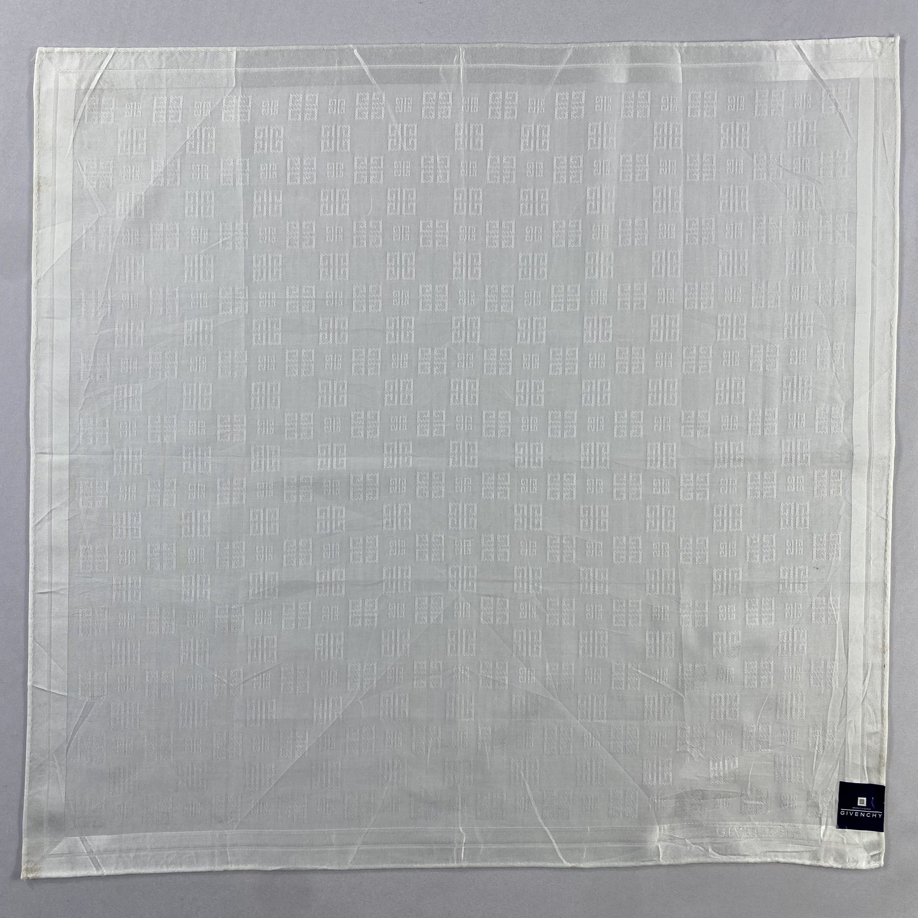 Givenchy × Vintage NWT Givenchy Bandana/ Handkerchief / Neckerchief-P1940 Size ONE SIZE - 1 Thumbnail