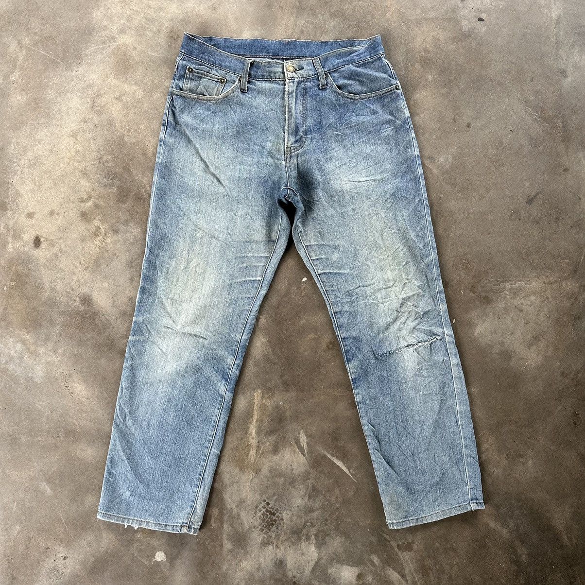 Japanese Brand W32 Vintage Japanese Distressed Faded Denim Jean Pant Size US 32 / EU 48 - 1 Thumbnail