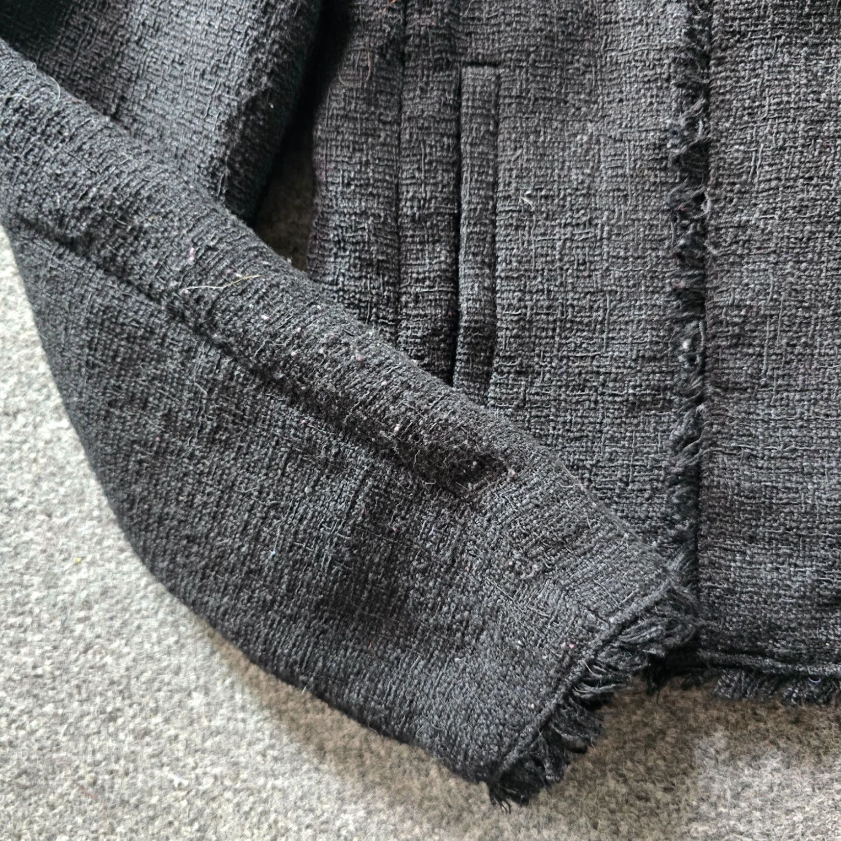Banana Republic Banana Republic Jacket Womens Size 4 Black Tweed Raw Hem Capsule Career Neutral Size S / US 4 / IT 40 - 3 Thumbnail