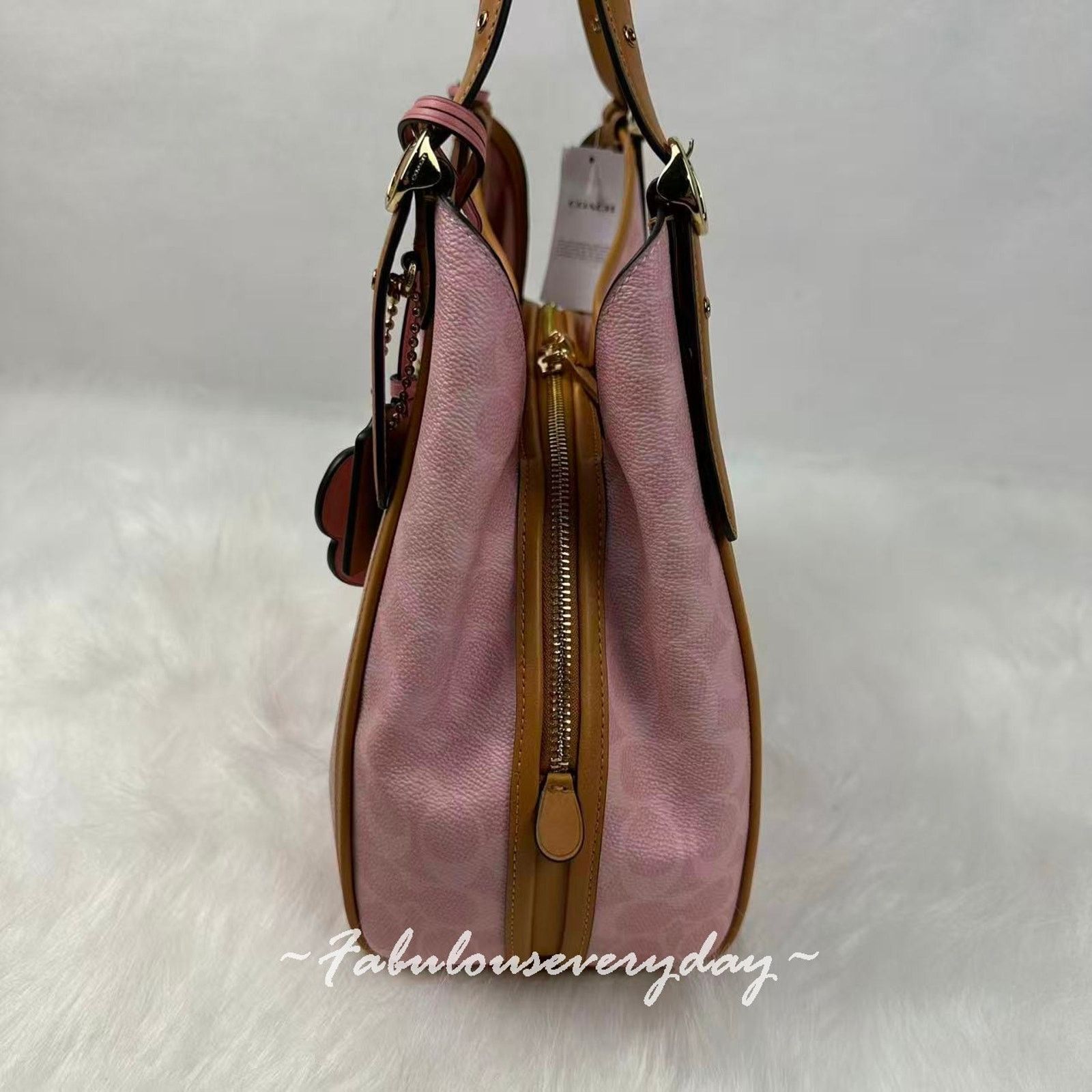 Coach Coach Erin Shoulder Signature Canvas With Charms Powder Pink Size ONE SIZE - 3 Thumbnail