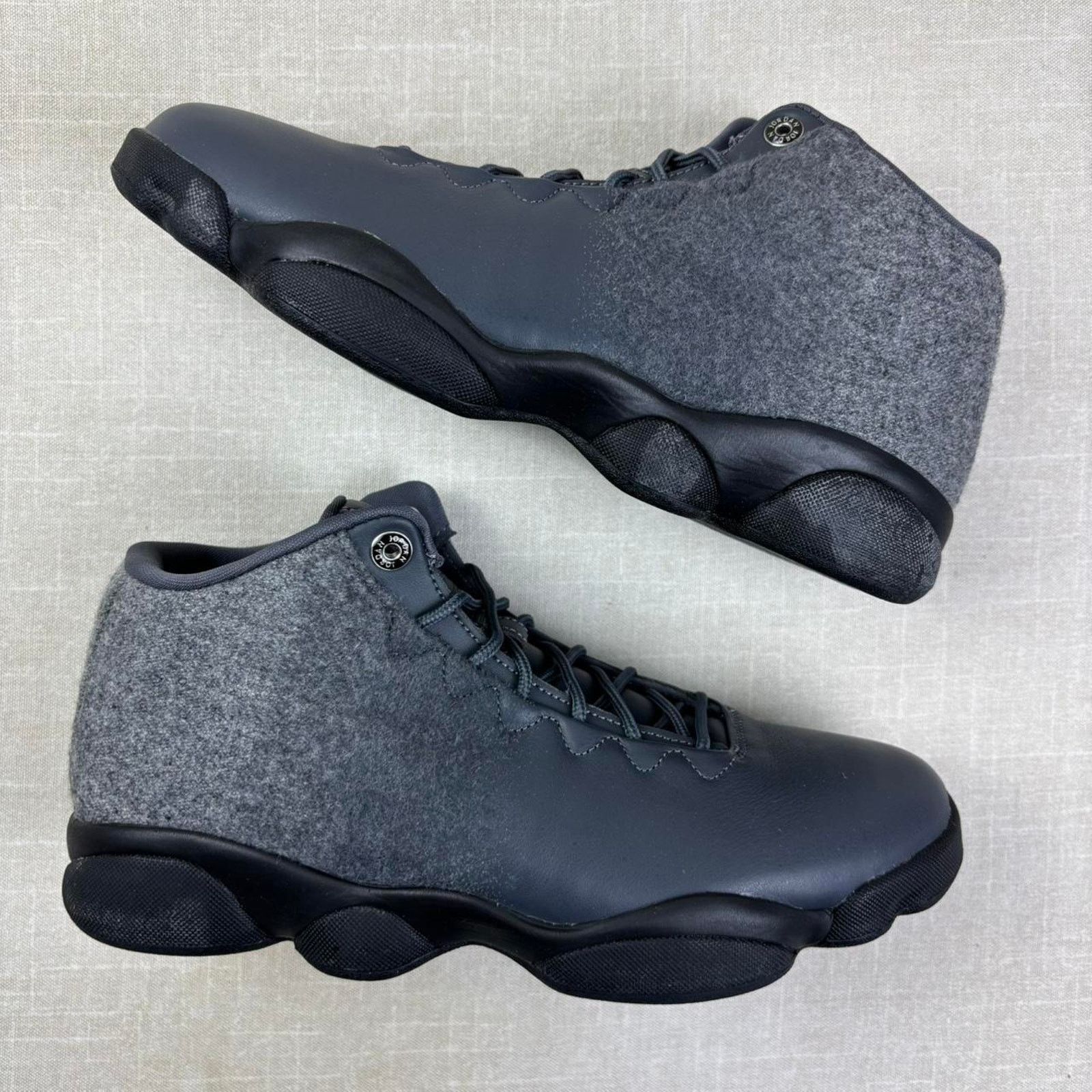 Jordan Brand 👽 2016 Jordan Horizon Low Premium "Dark Grey" 8.5M Size US 8.5 / EU 41-42 - 2 Thumbnail