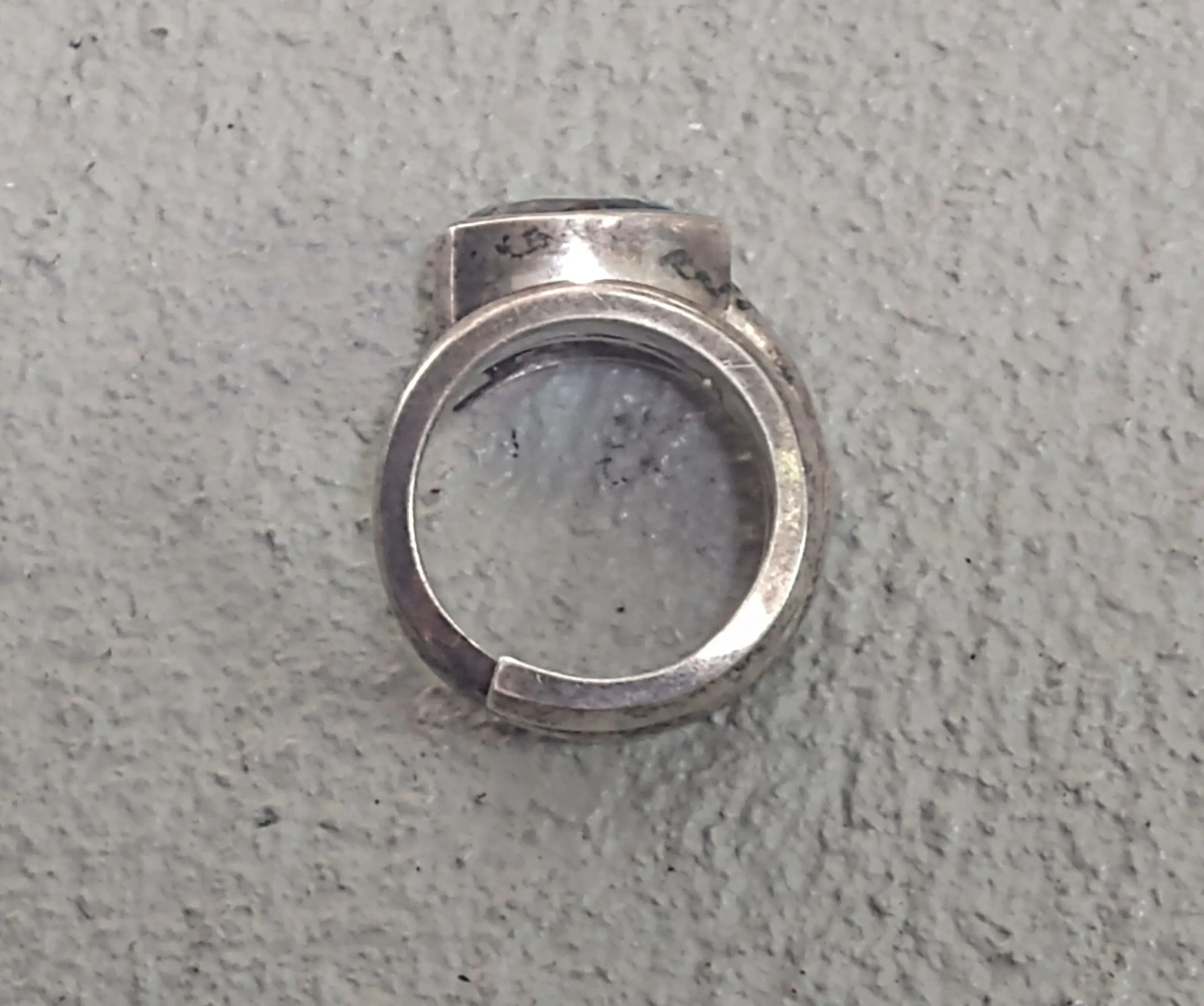 Jewelry × Vintage Vintage Sterling Silver Ring Blue Topaz Pejois 6.5 Abstract Size ONE SIZE - 11 Thumbnail