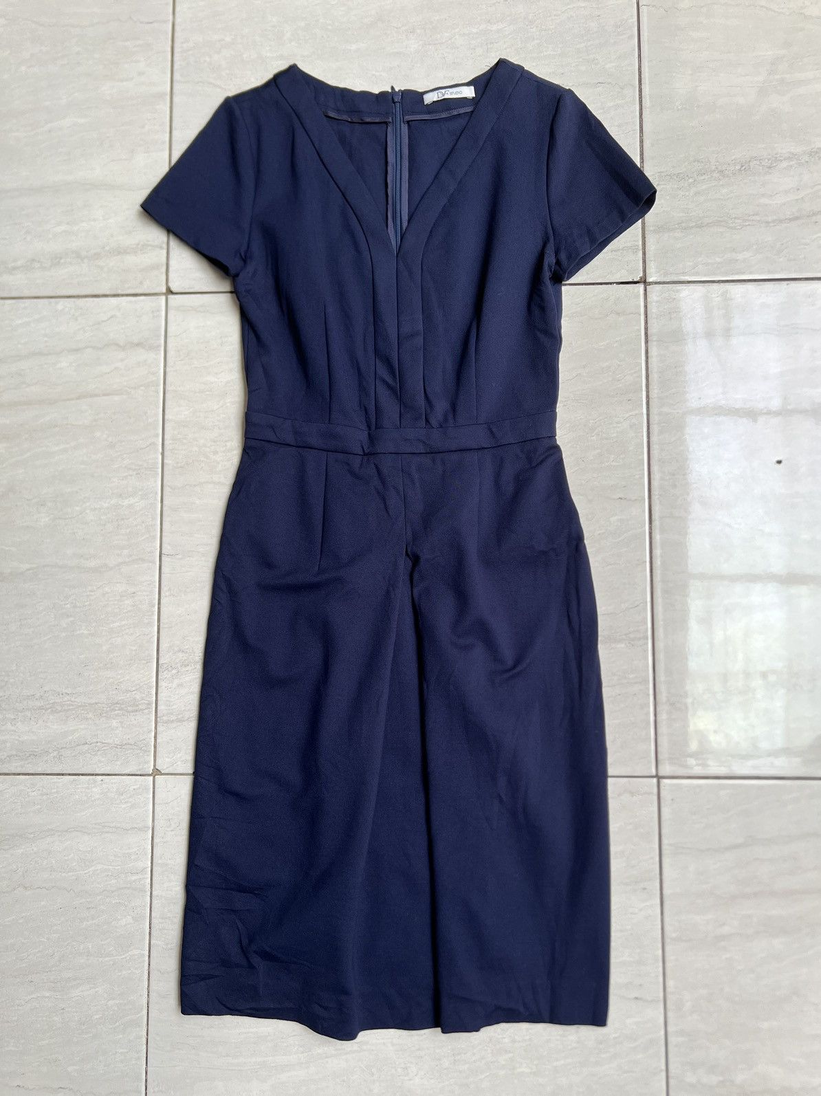 Diane von Furstenberg Diane Von Furstenberg Studio Dress Size XS / US 0-2 / IT 36-38 - 1 Thumbnail