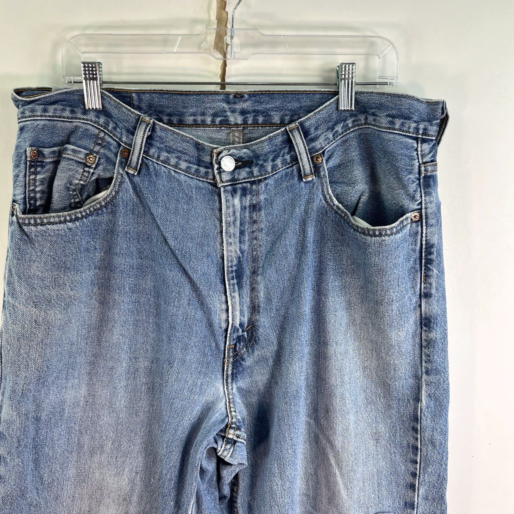 Levi's VINTAGE Levi's Jeans Men 36x32 Straight Fit Blue Denim 90s Distressed Comfortable Size US 36 / EU 52 - 2 Thumbnail