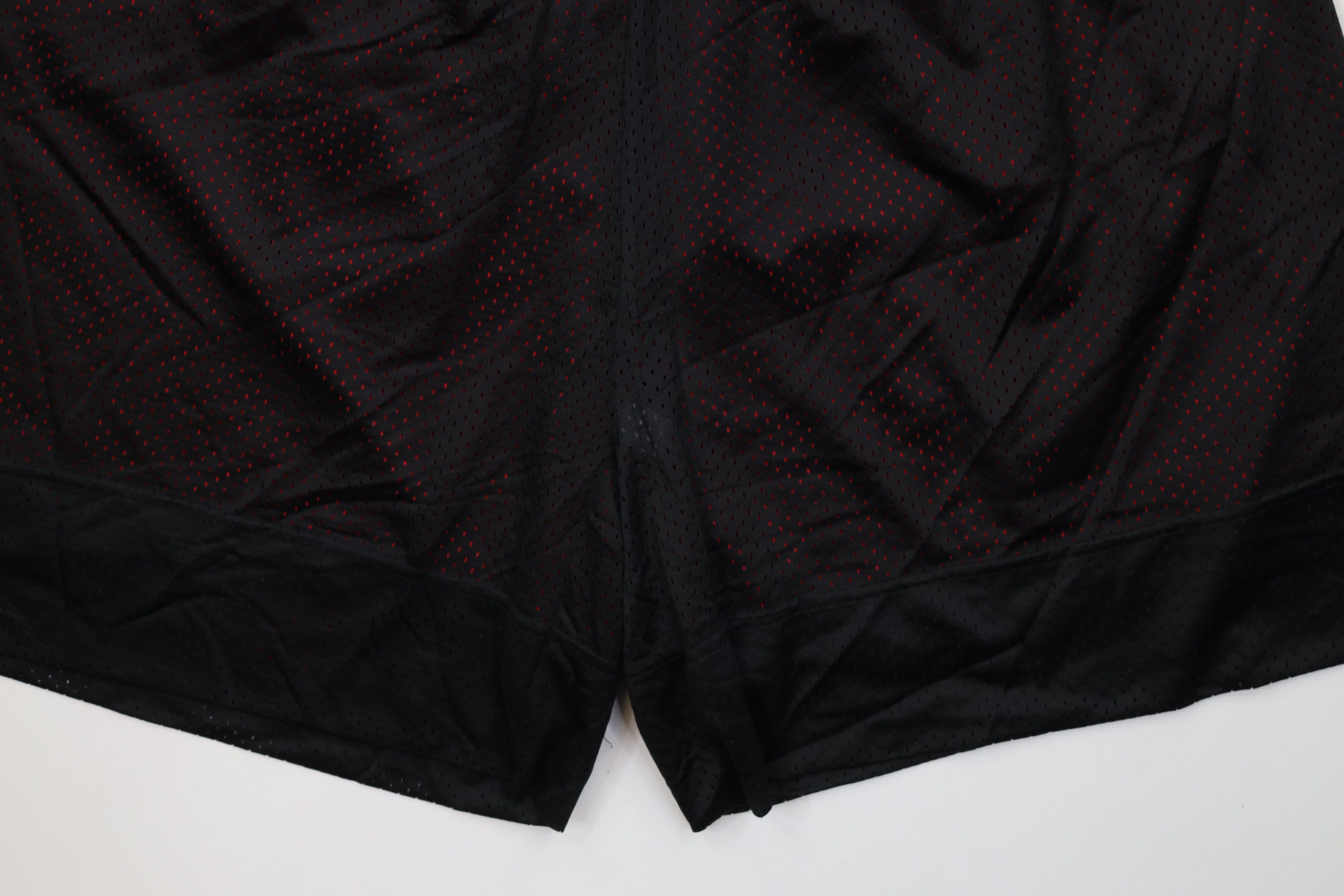 Vintage Vintage 90s Streetwear Reversible Layered Mesh Above Shorts Size US 36 / EU 52 - 14 Thumbnail