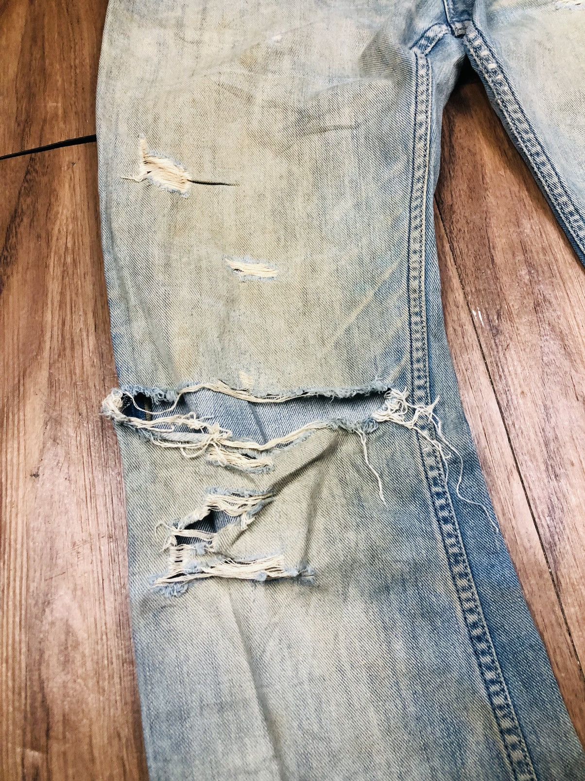 Diesel Diesel Industry Distressed Jeans (35) Size US 29 - 5 Thumbnail