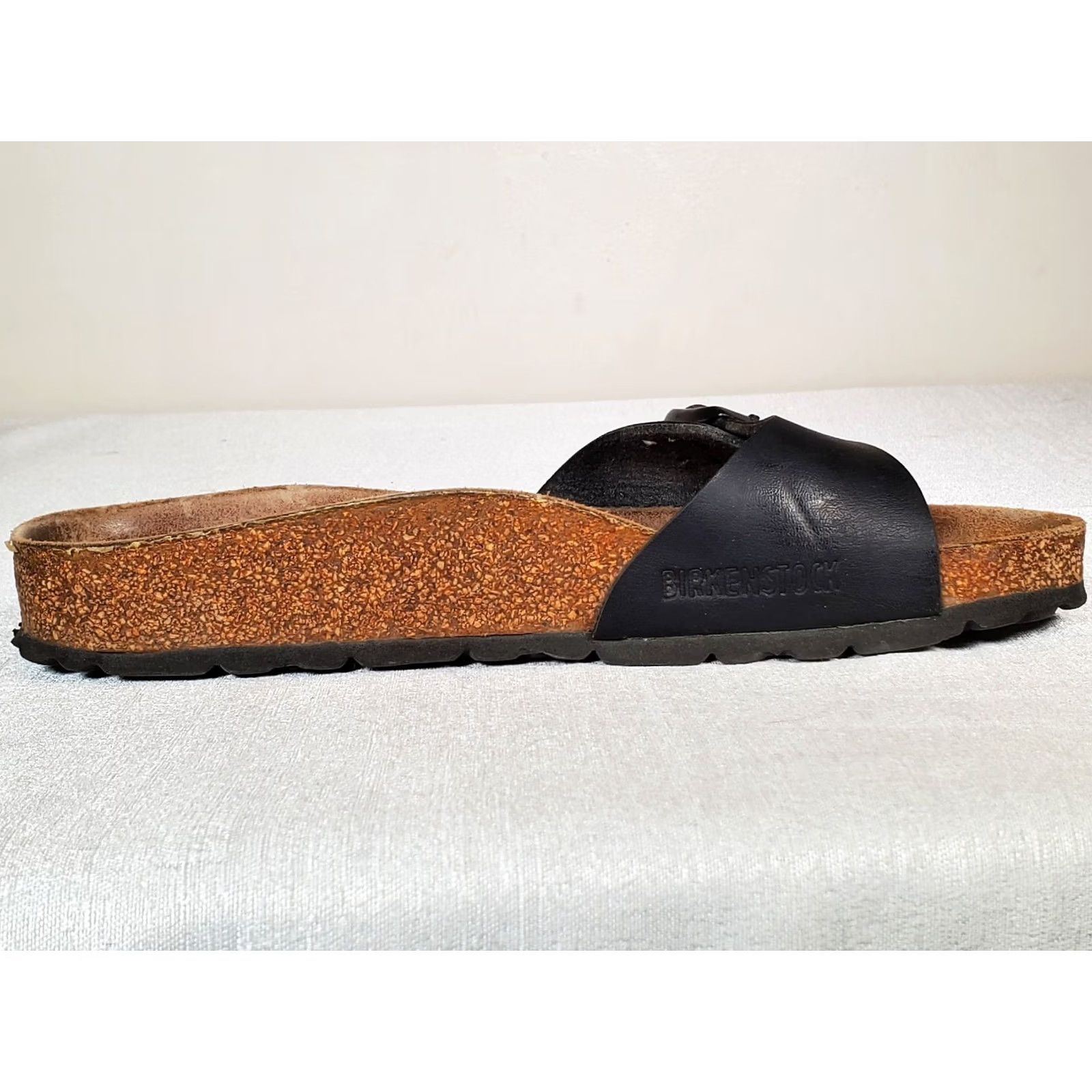 Birkenstock Birkenstock Madrid Black Birko-Flor Sandals Women Size US 7 EUR 38 Narrow Slip-on Adjustable Buckle Flat Casual Spring Summer/Vintage: No Size US 7 / IT 37 - 5 Thumbnail
