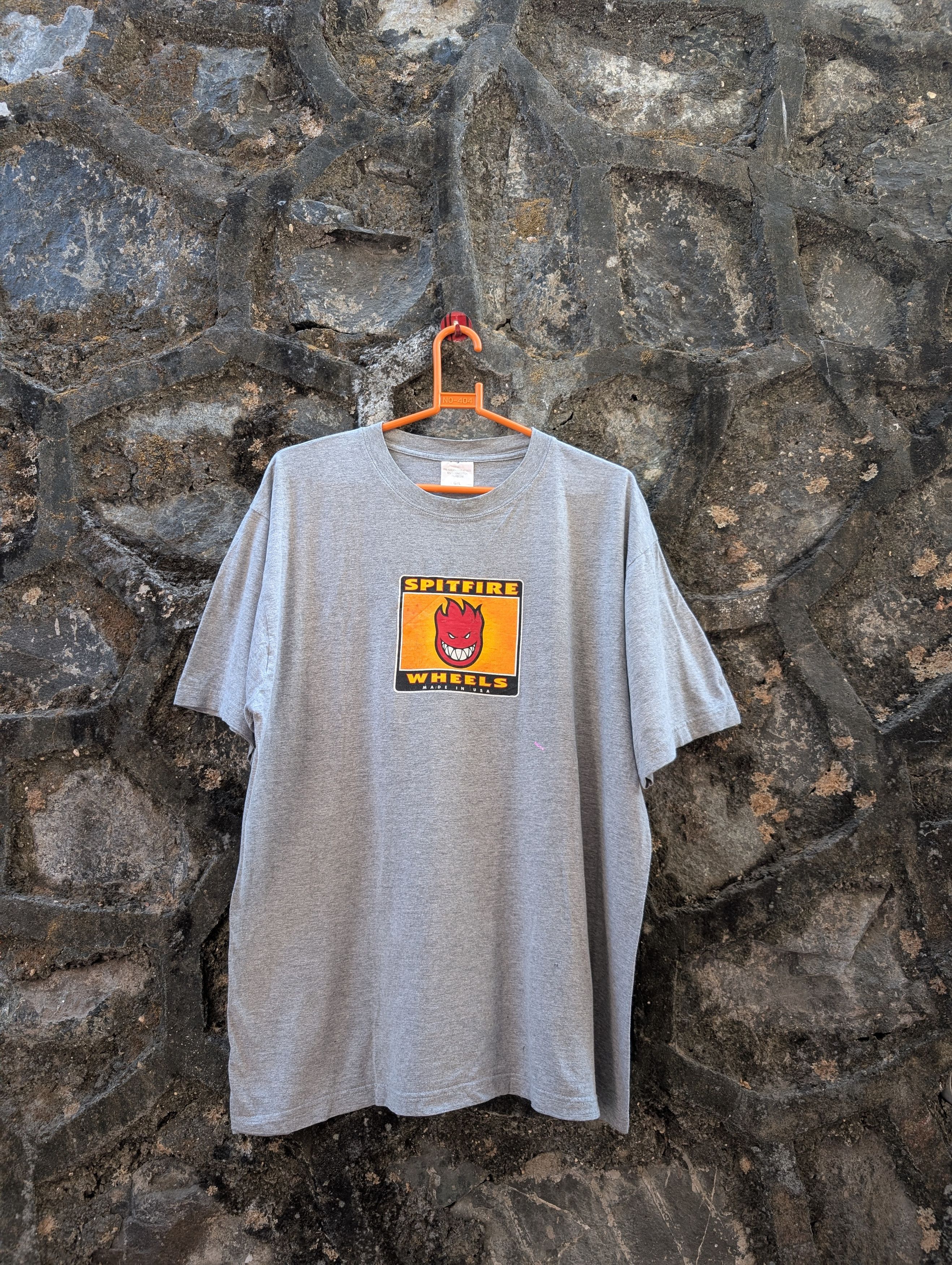 Spitfire × Vintage VINTAGE SPITFIRE USA TSHIRT Size US L / EU 52-54 / 3 - 1 Thumbnail