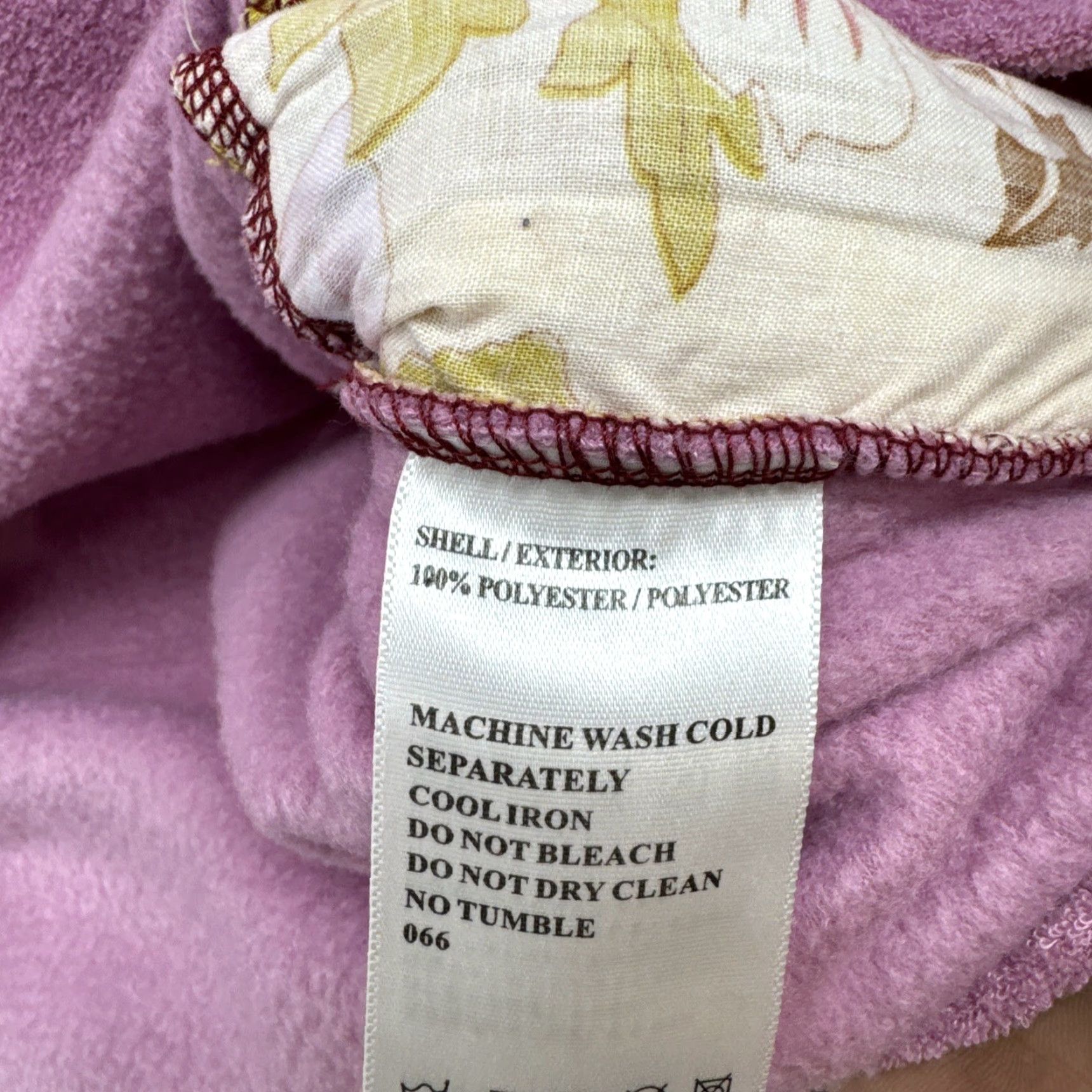 KAVU Kavu Pink Pullover Sweatshirt Zip Pocket Women Large Pullover Sweatshirt Dolman Sleeve Crew Neck Fleece 100% Polyester Casual Travel Logo Womens Size L / US 10 / IT 46 - 5 Thumbnail